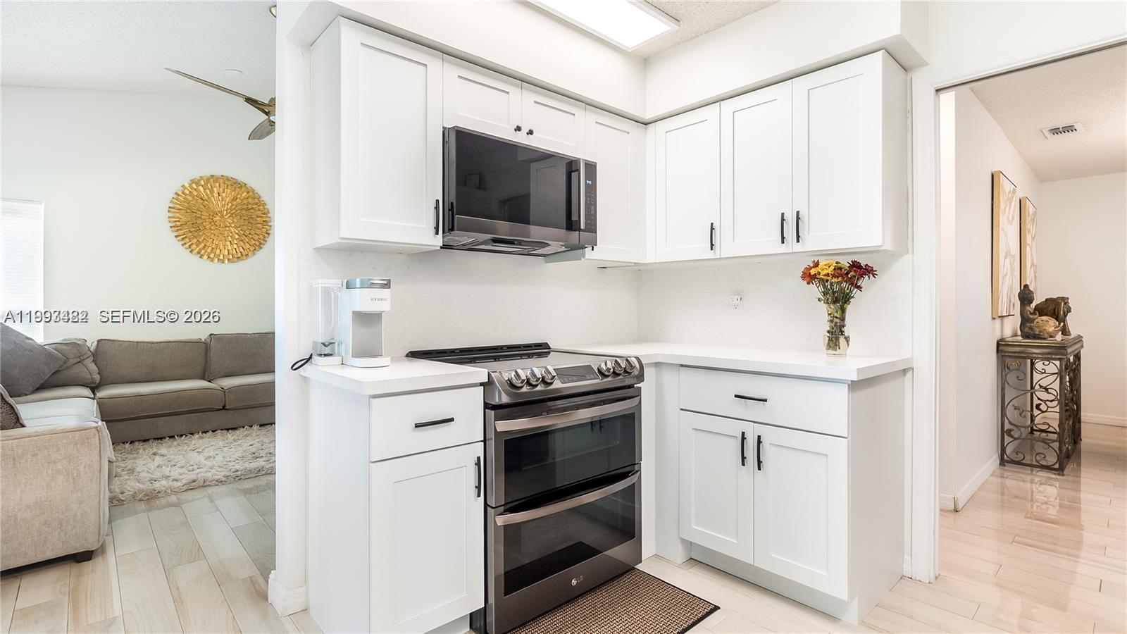 7101 NW 40th St Coral Springs, FL 33065