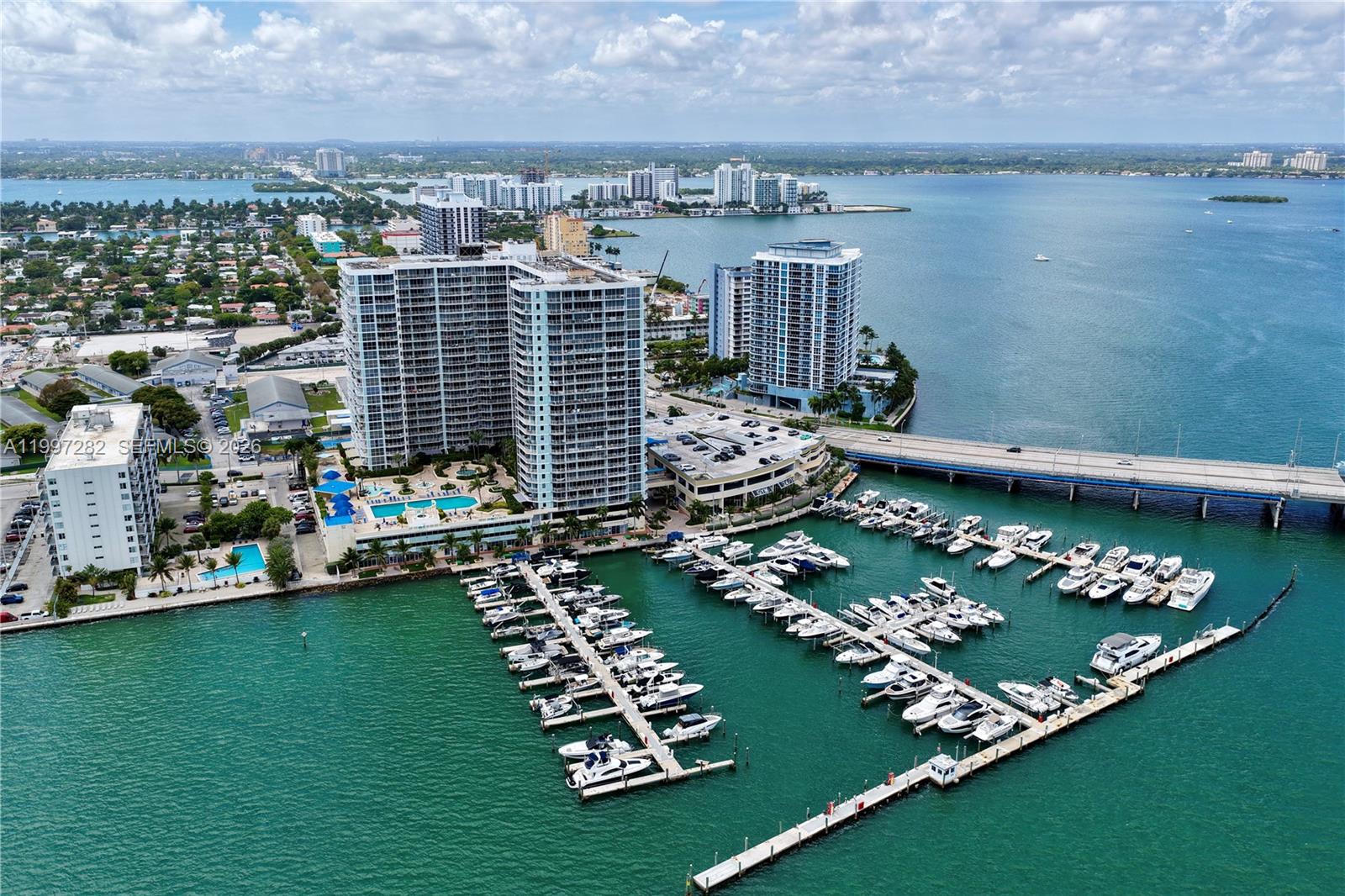7601 E Treasure Dr #1119 North Bay Village, FL 33141