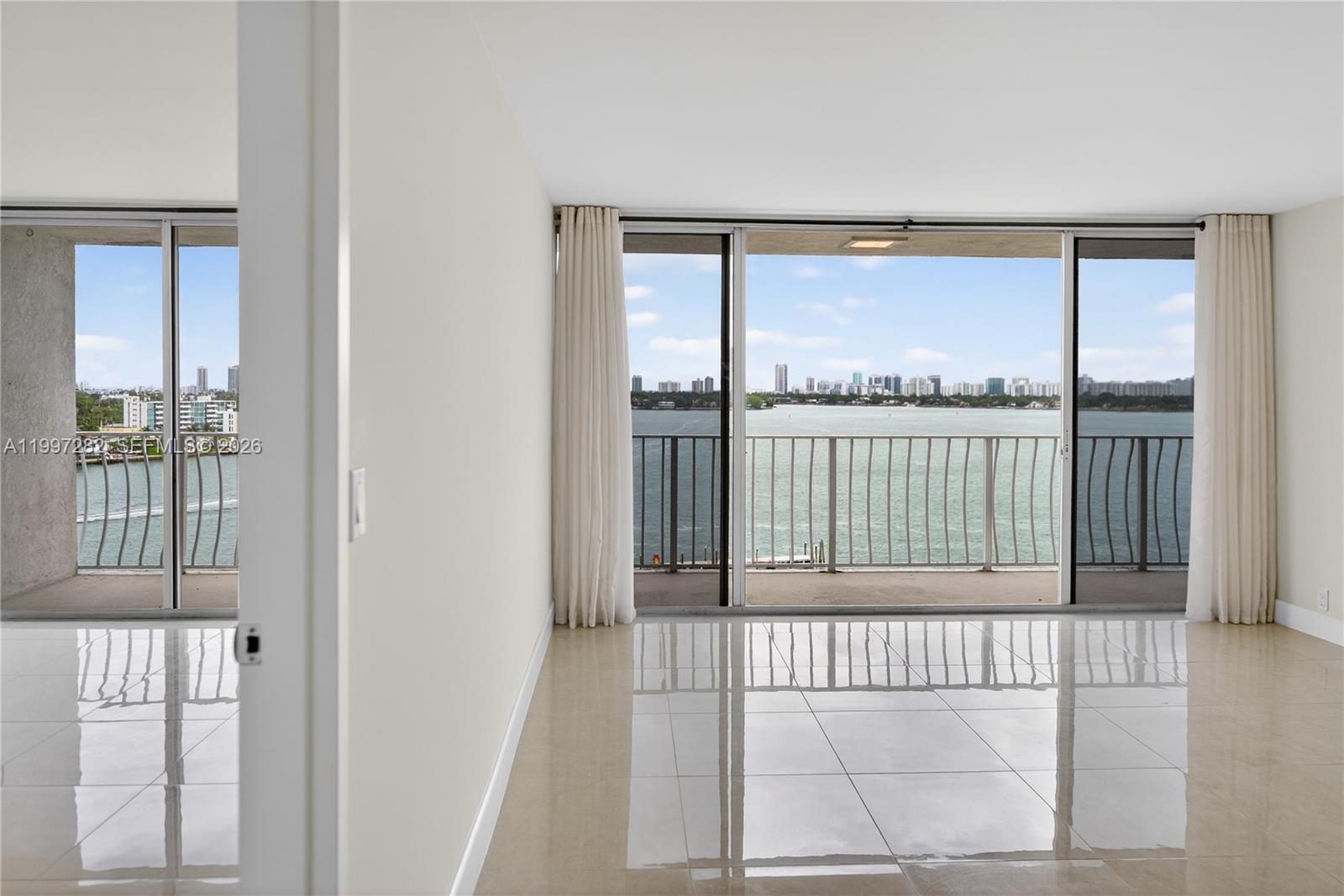 7601 E Treasure Dr #1119 North Bay Village, FL 33141