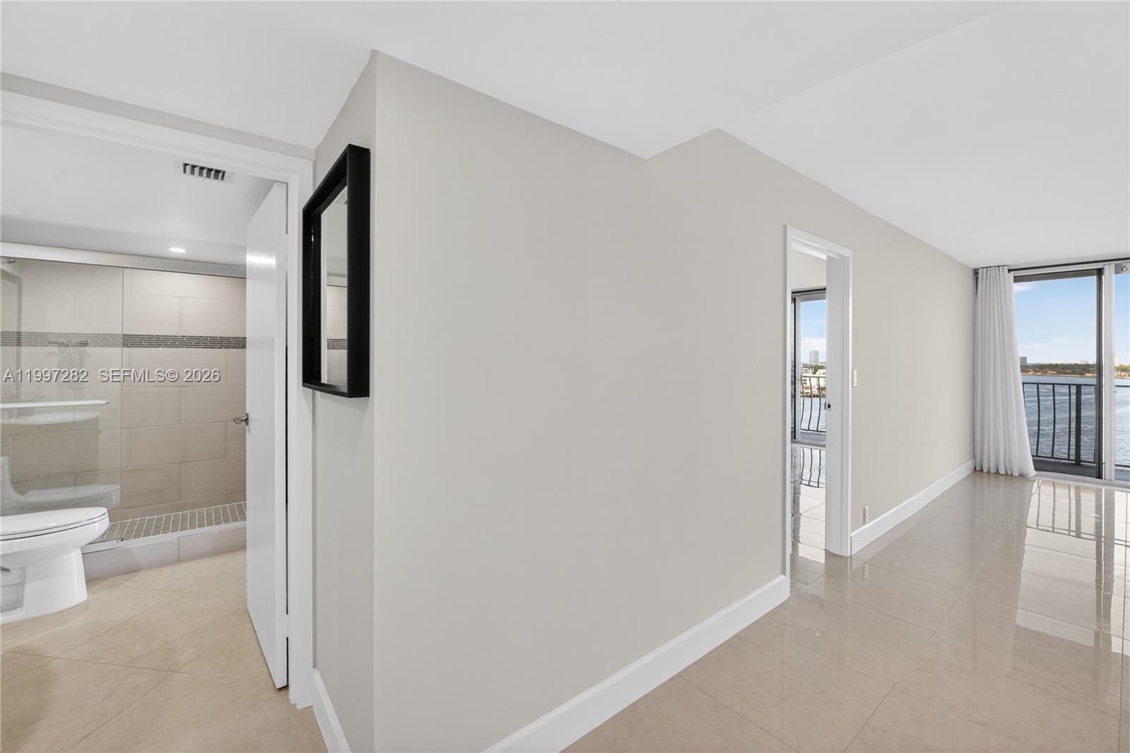 7601 E Treasure Dr #1119 North Bay Village, FL 33141