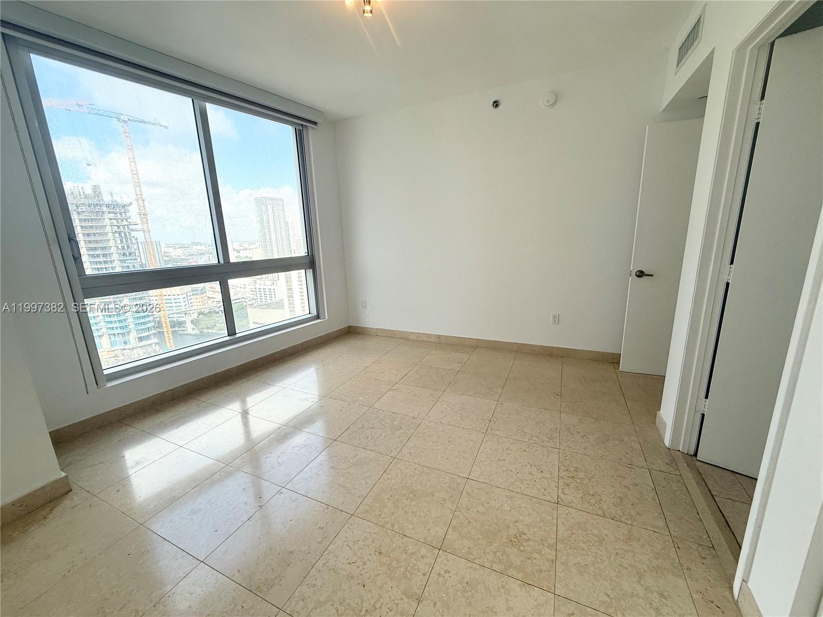 image Icon Brickell I10