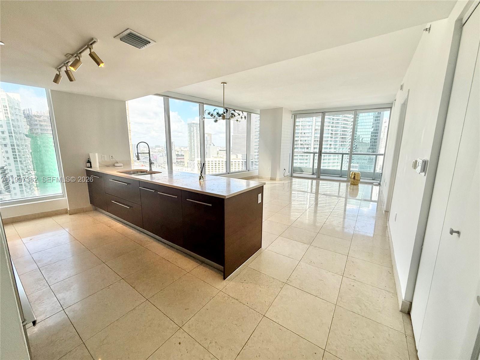 image Icon Brickell I2
