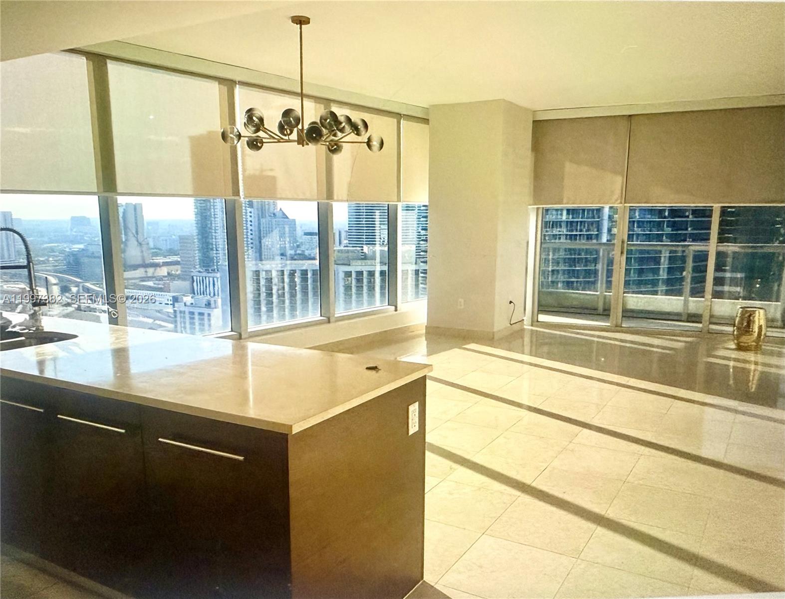 image Icon Brickell I3