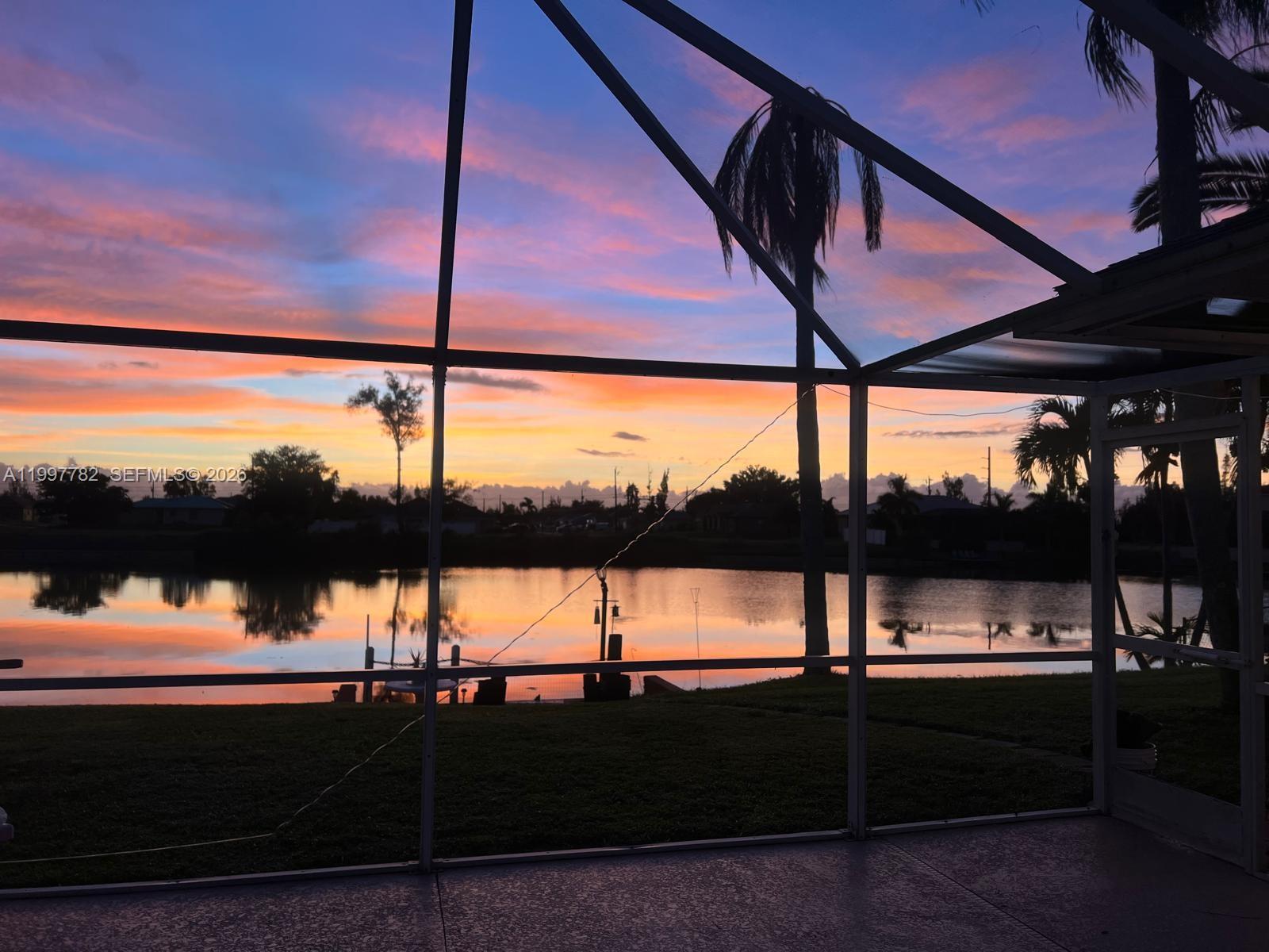 251 SW 22th Pl Cape Coral, FL 33991