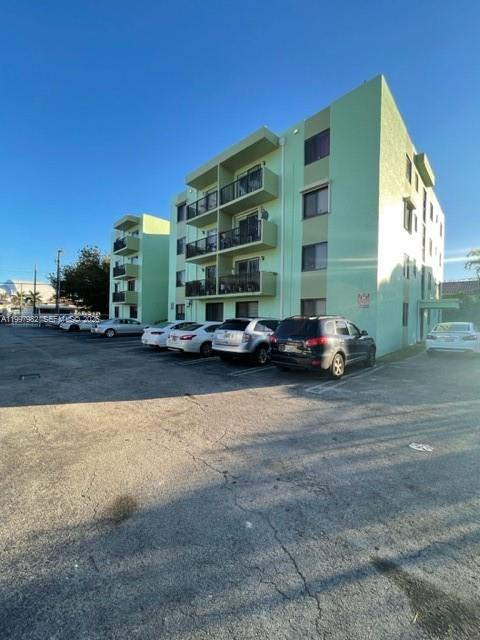 1530 SW 2nd St #105