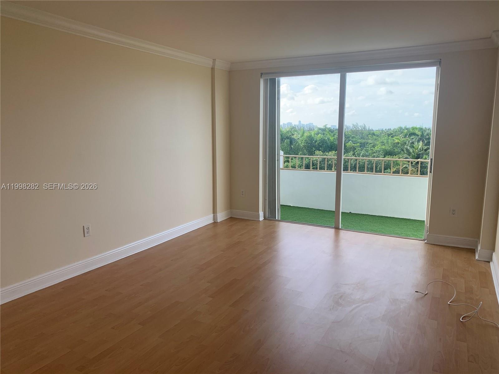 177 Ocean Ln Dr #512 Key Biscayne, FL 33149