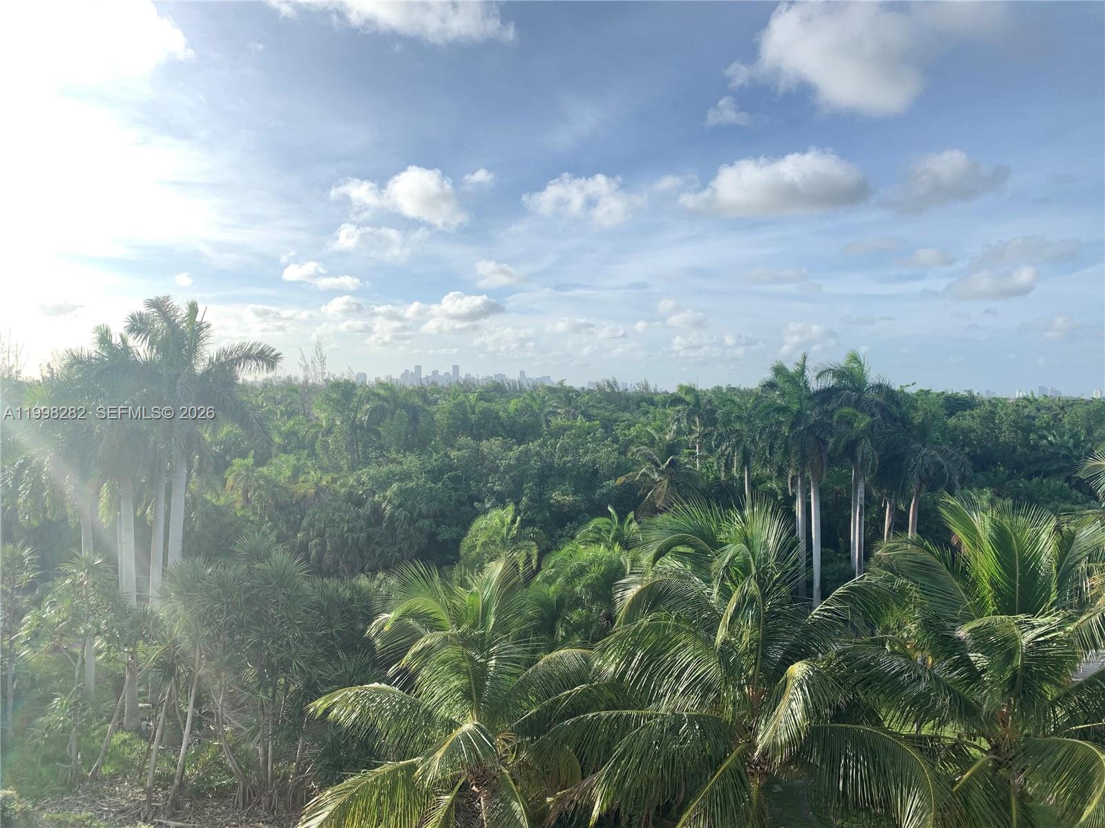 177 Ocean Ln Dr #512 Key Biscayne, FL 33149