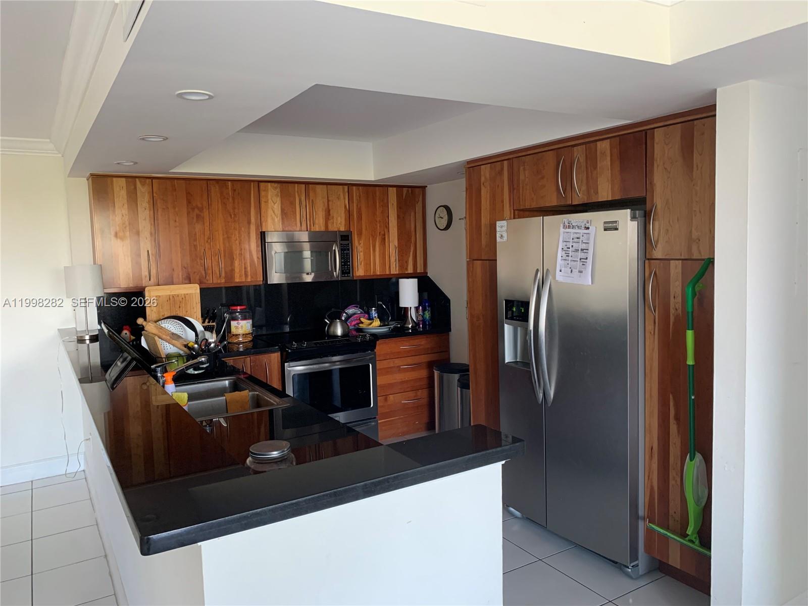 177 Ocean Ln Dr #512 Key Biscayne, FL 33149