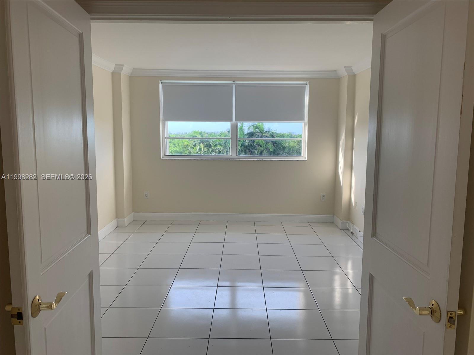 177 Ocean Ln Dr #512 Key Biscayne, FL 33149