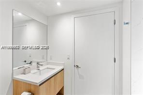 image Alana Bay Harbor Islands43
