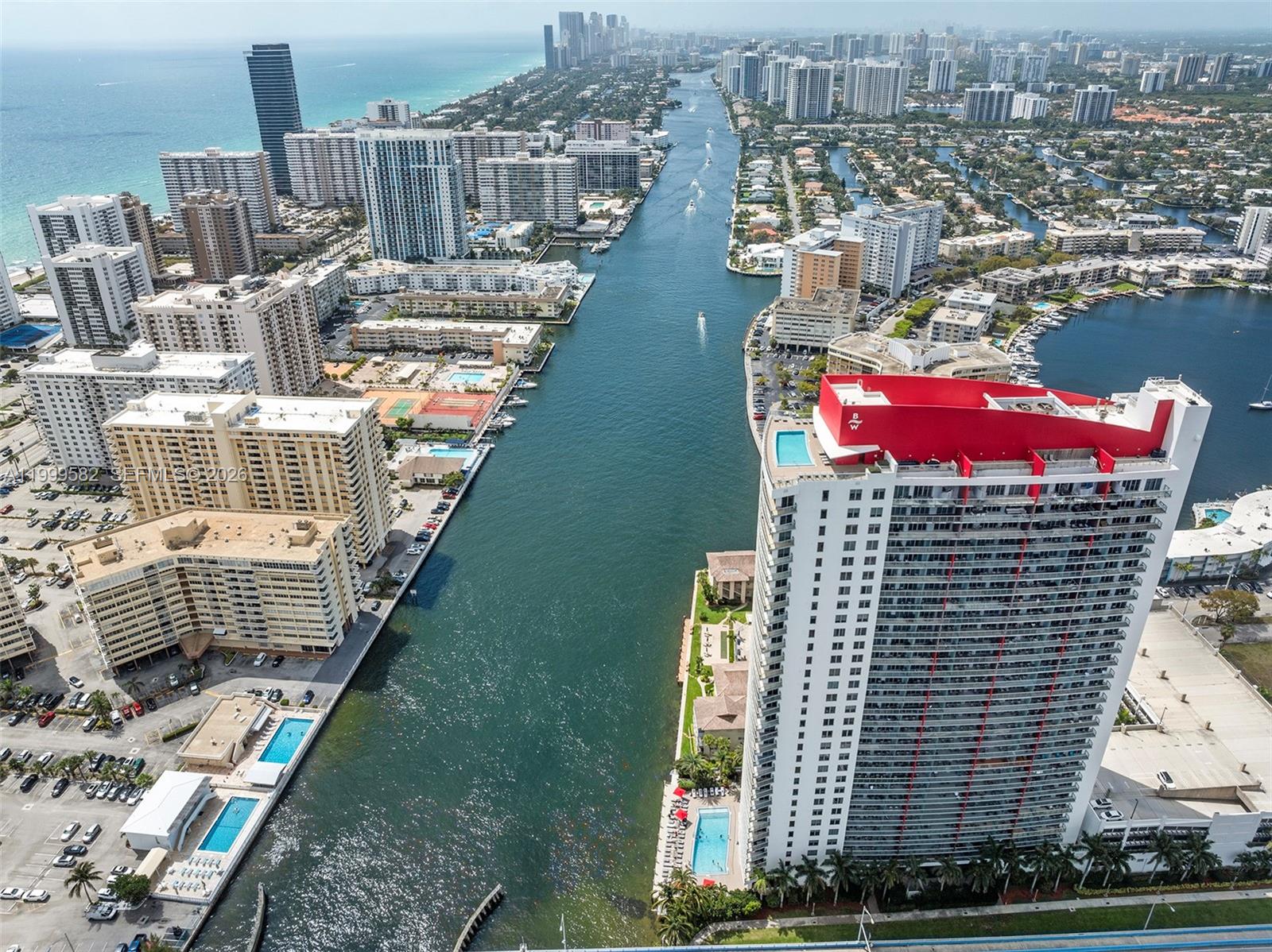 image Beachwalk Condominium10