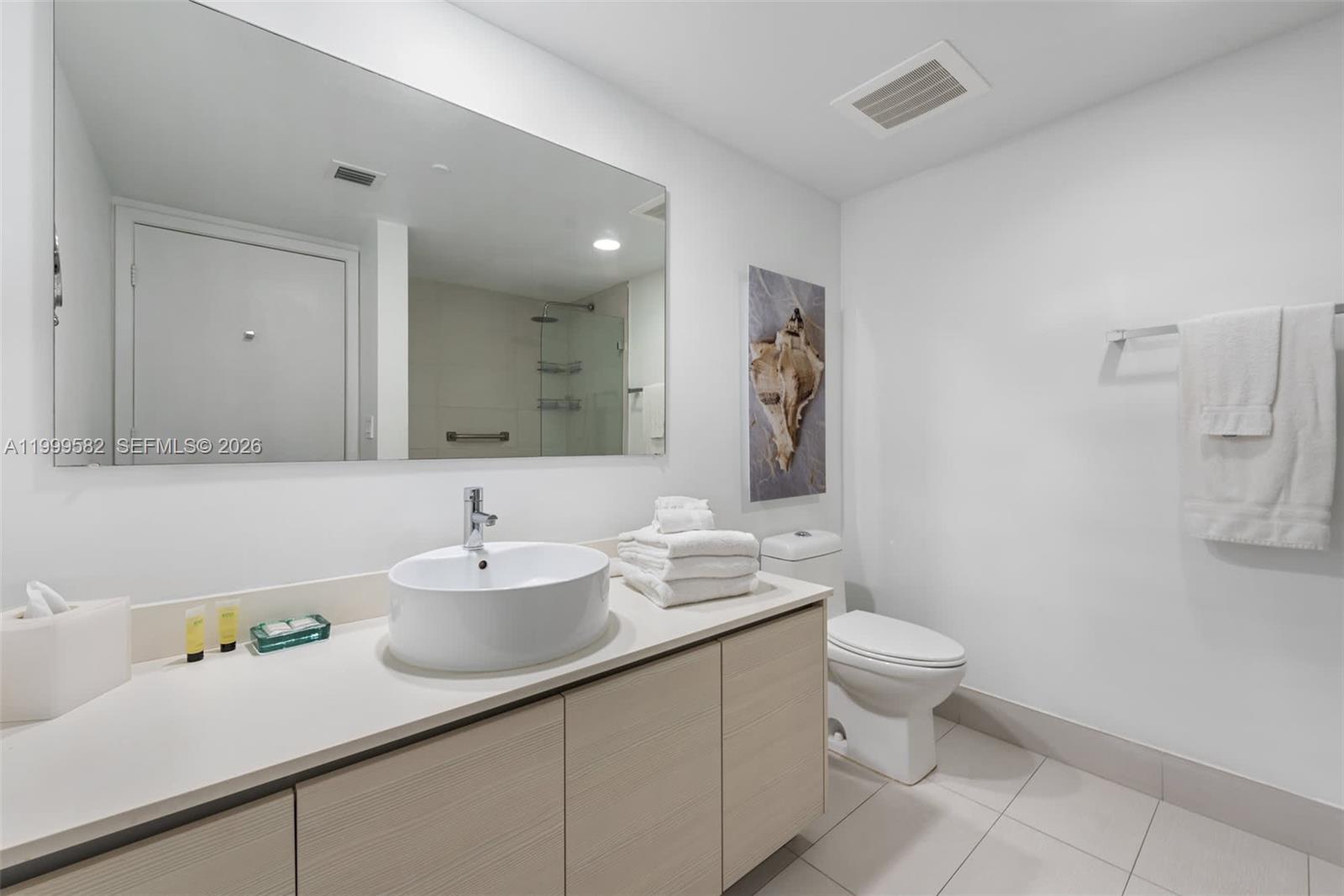 image Beachwalk Condominium19