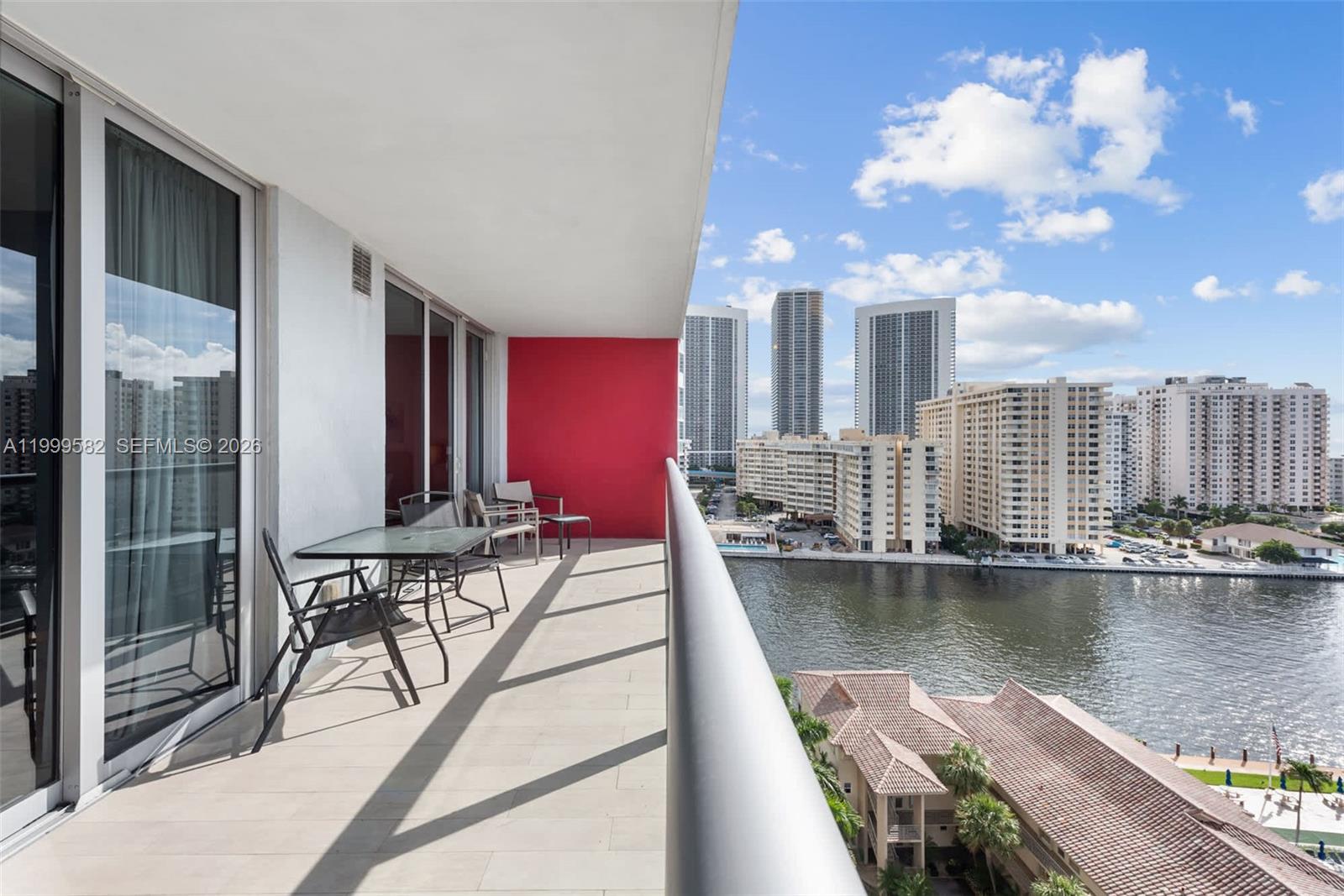 image Beachwalk Condominium23
