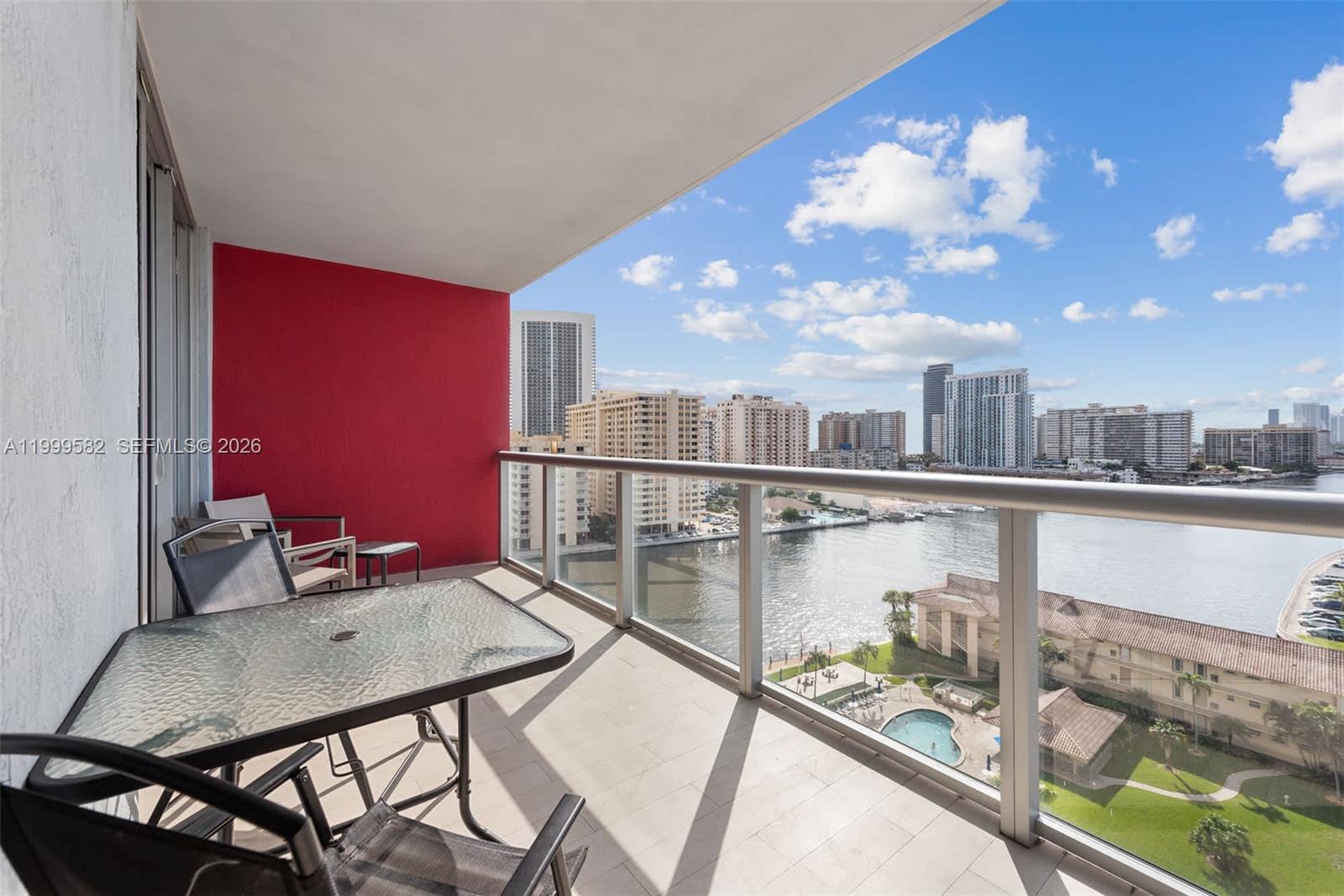 image Beachwalk Condominium26