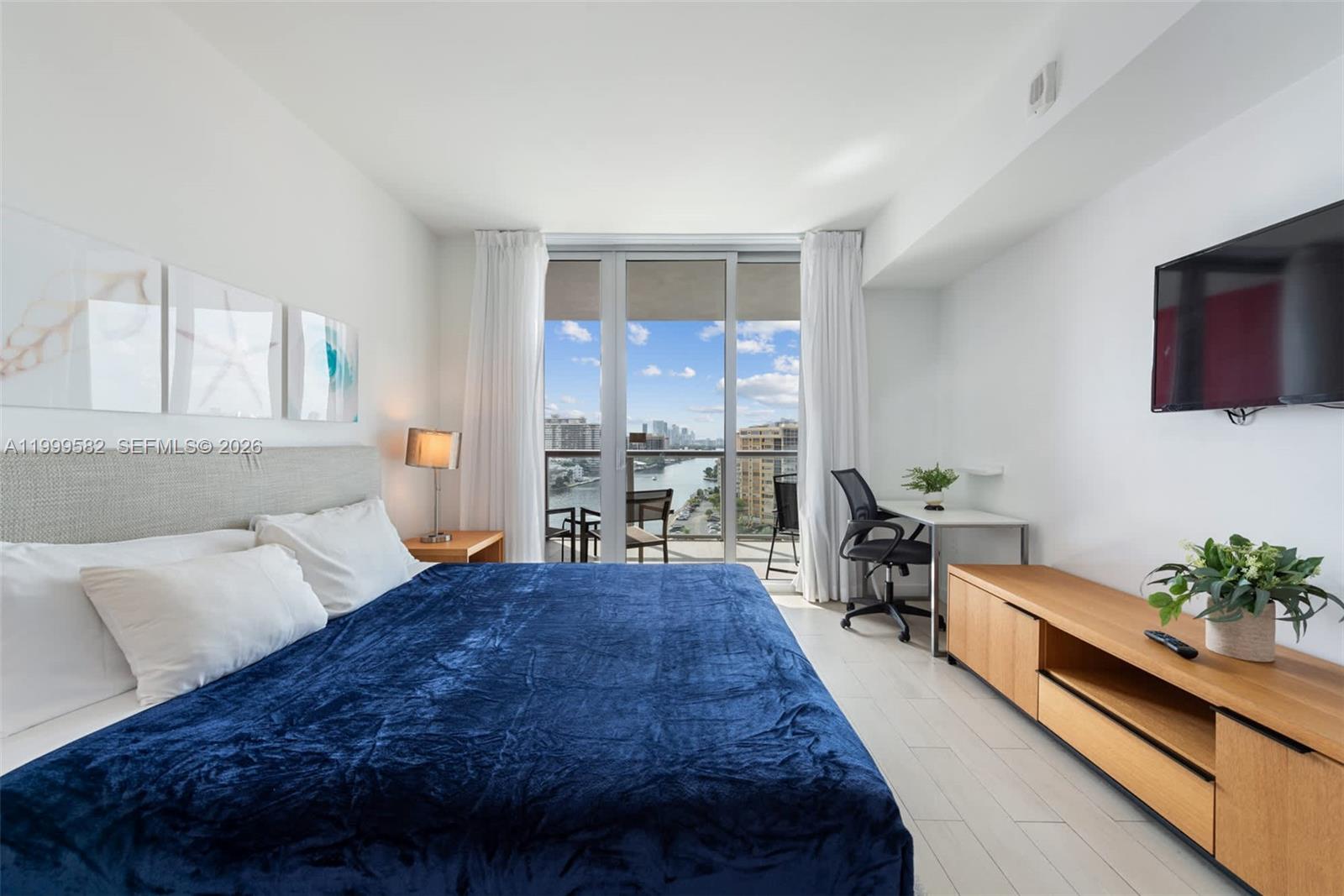 image Beachwalk Condominium5