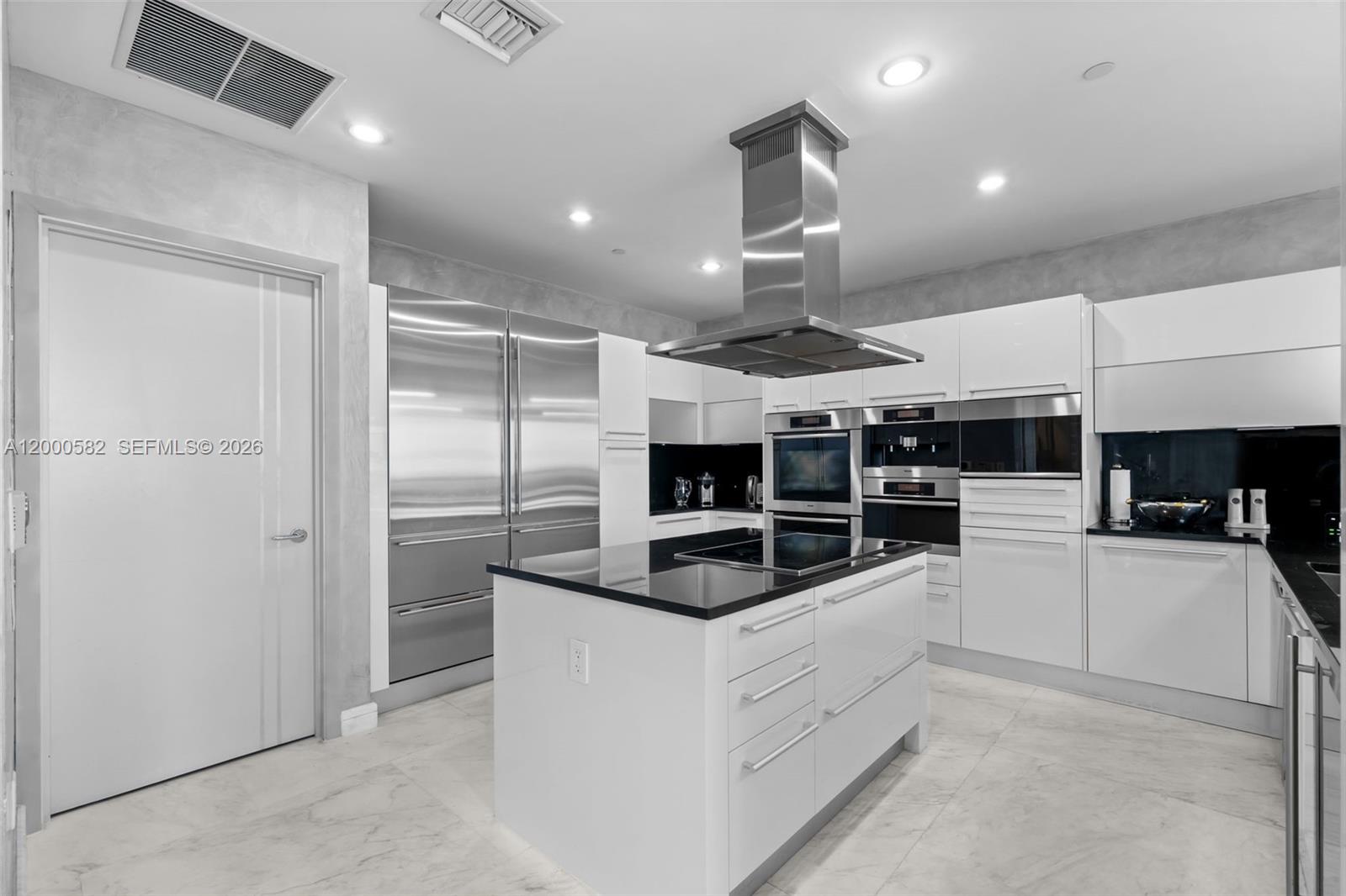 17121 Collins Ave #PH4406 Sunny Isles Beach, FL 33160