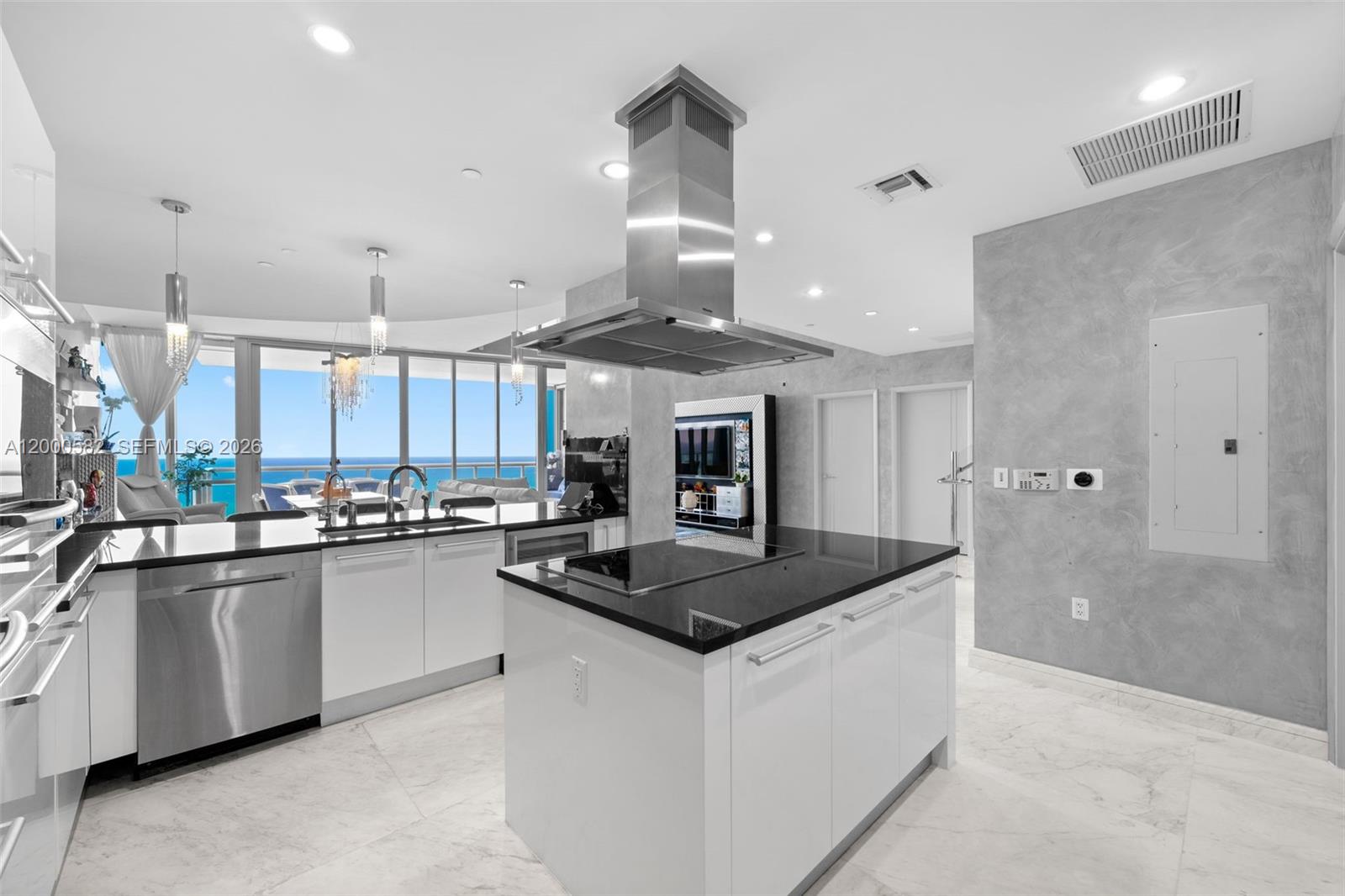 17121 Collins Ave #PH4406 Sunny Isles Beach, FL 33160