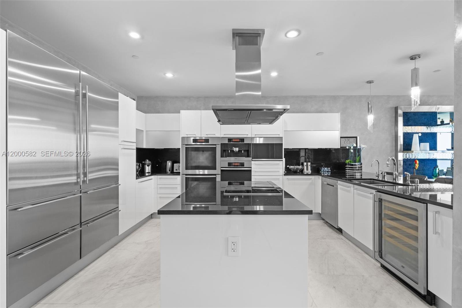 17121 Collins Ave #PH4406 Sunny Isles Beach, FL 33160