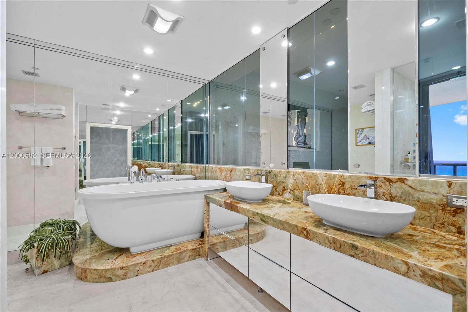 17121 Collins Ave #PH4406 Sunny Isles Beach, FL 33160