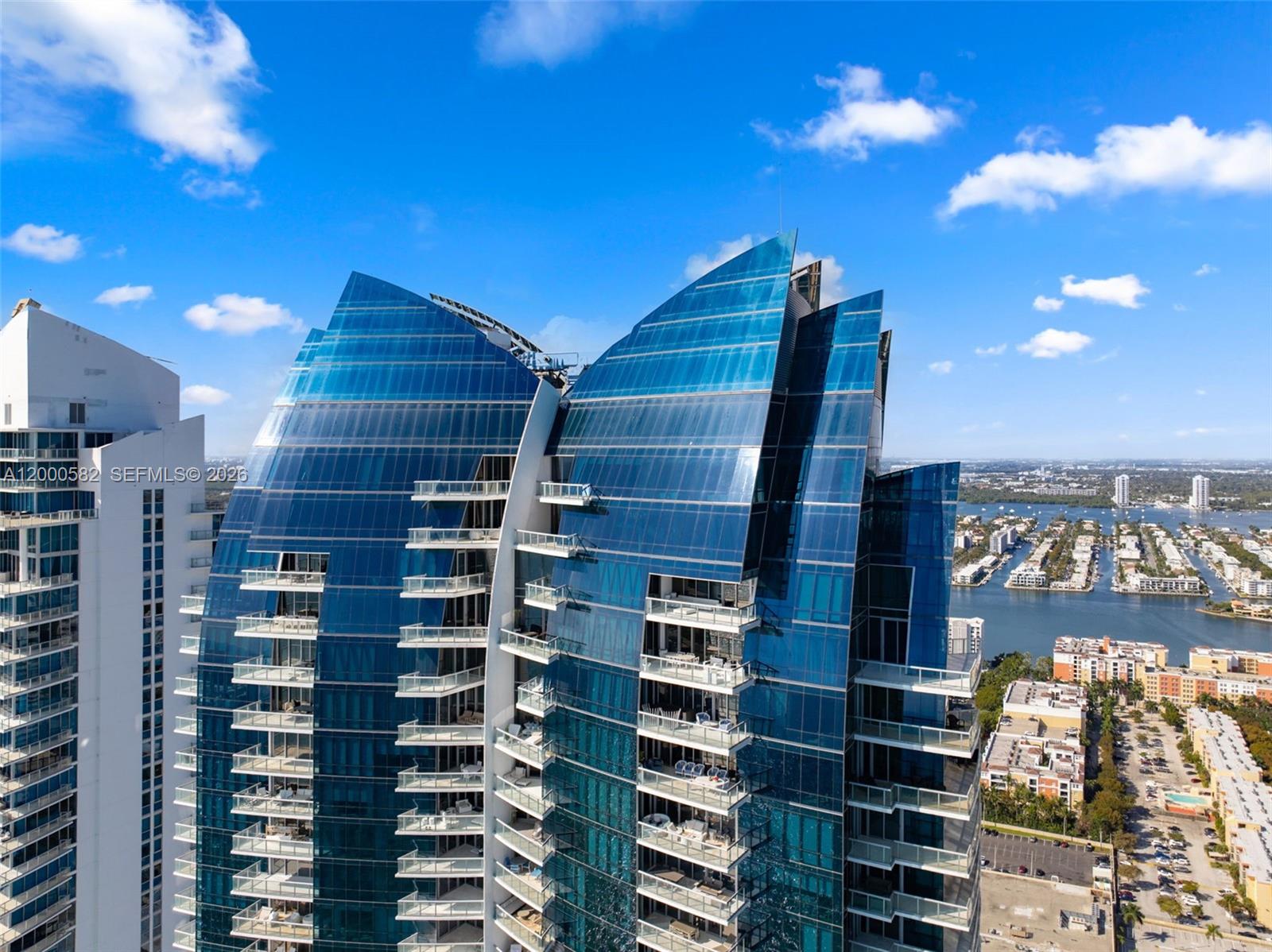 17121 Collins Ave #PH4406 Sunny Isles Beach, FL 33160