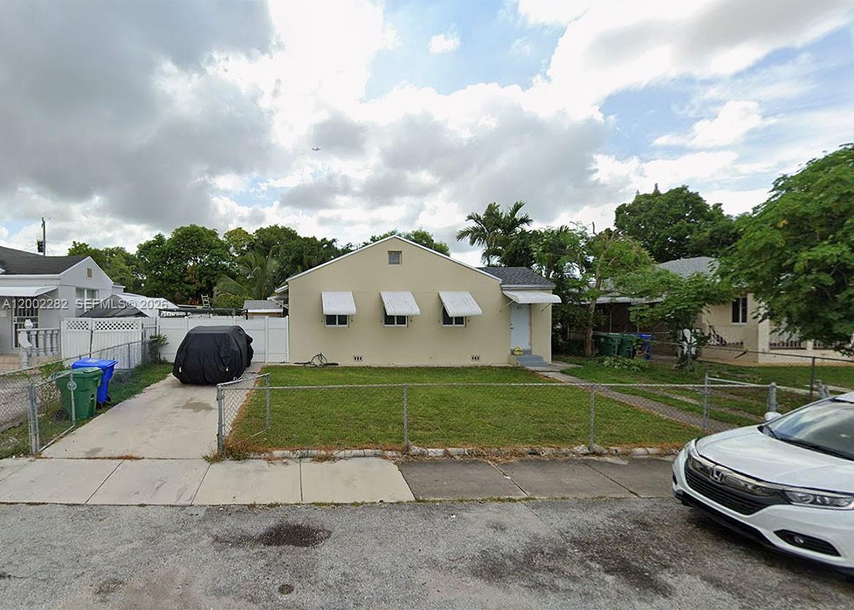 471 NW 32nd Ct #B