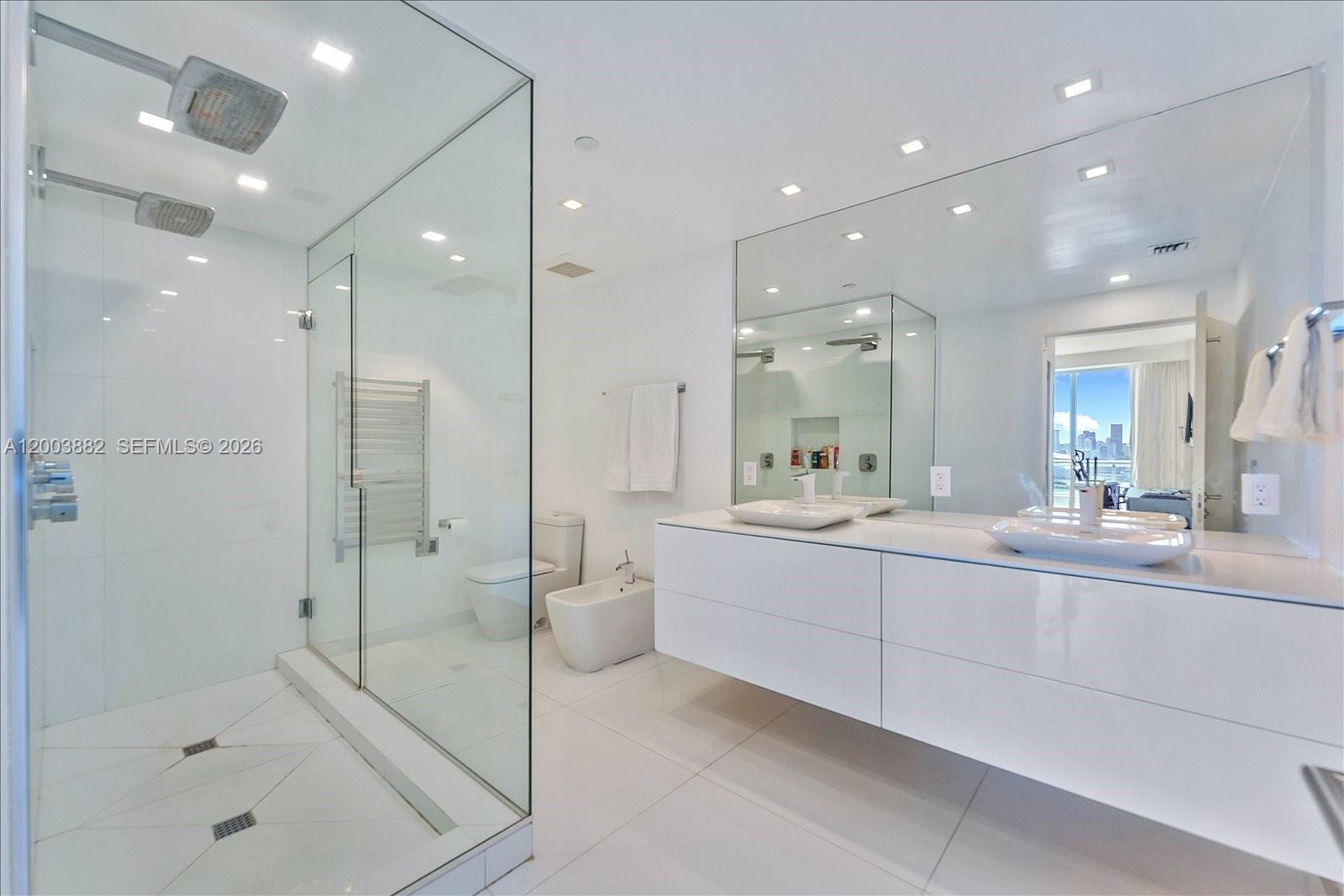 520 West Ave #2101 Miami Beach, FL 33139