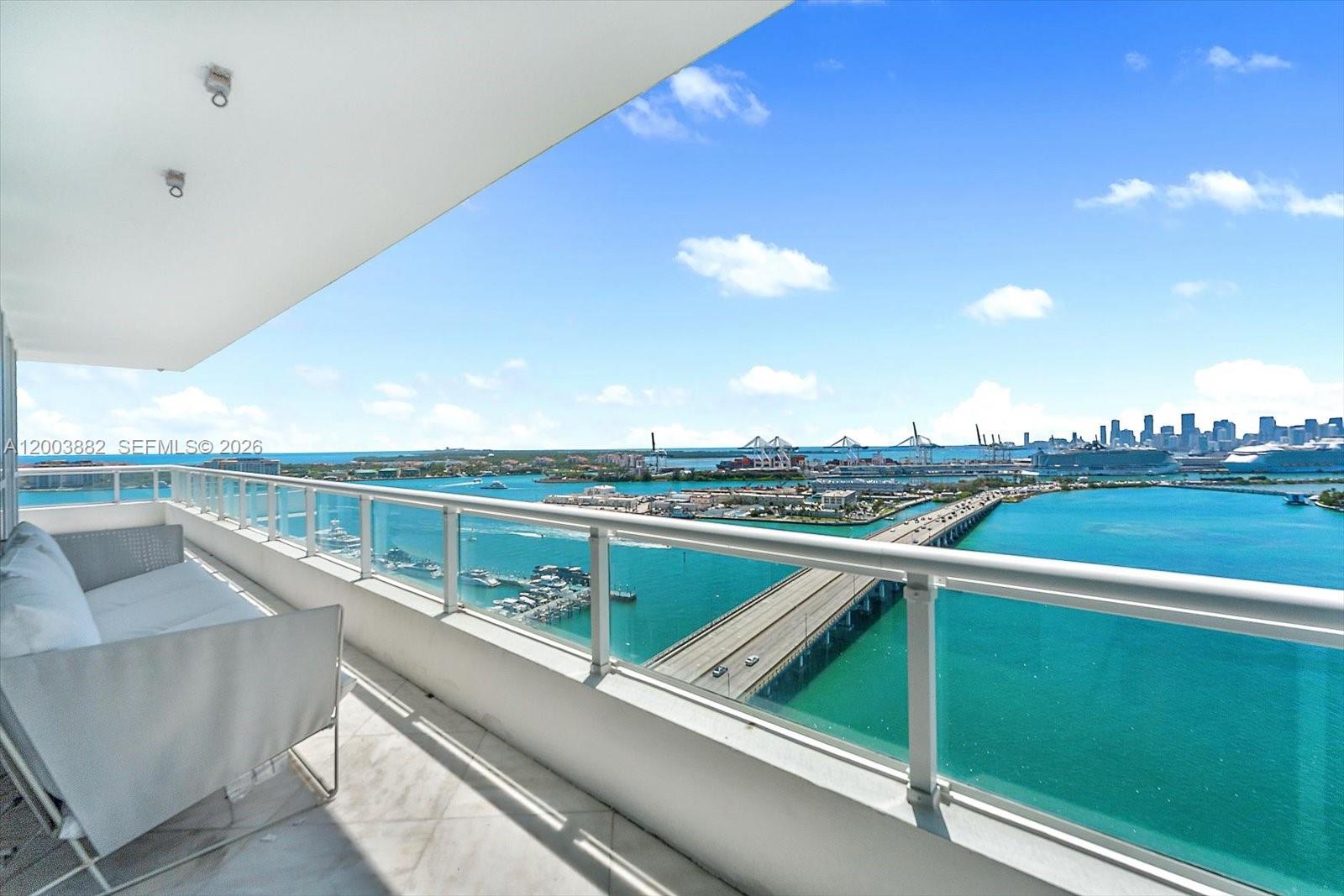 520 West Ave #2101 Miami Beach, FL 33139