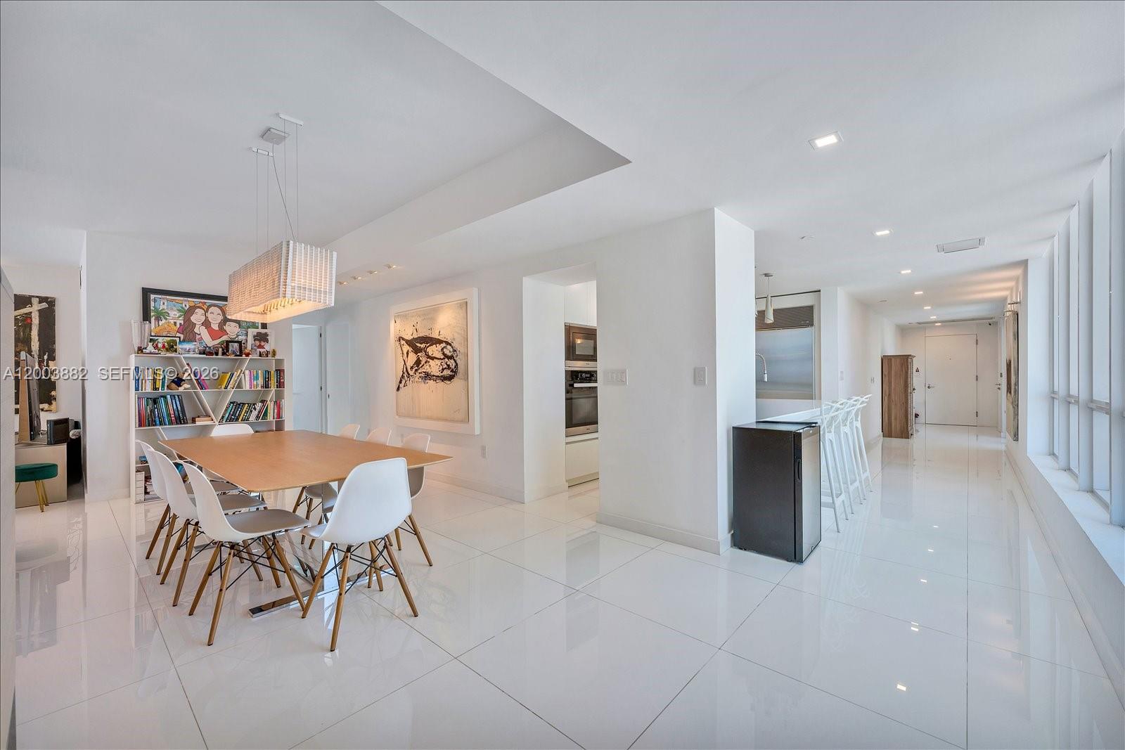 520 West Ave #2101 Miami Beach, FL 33139