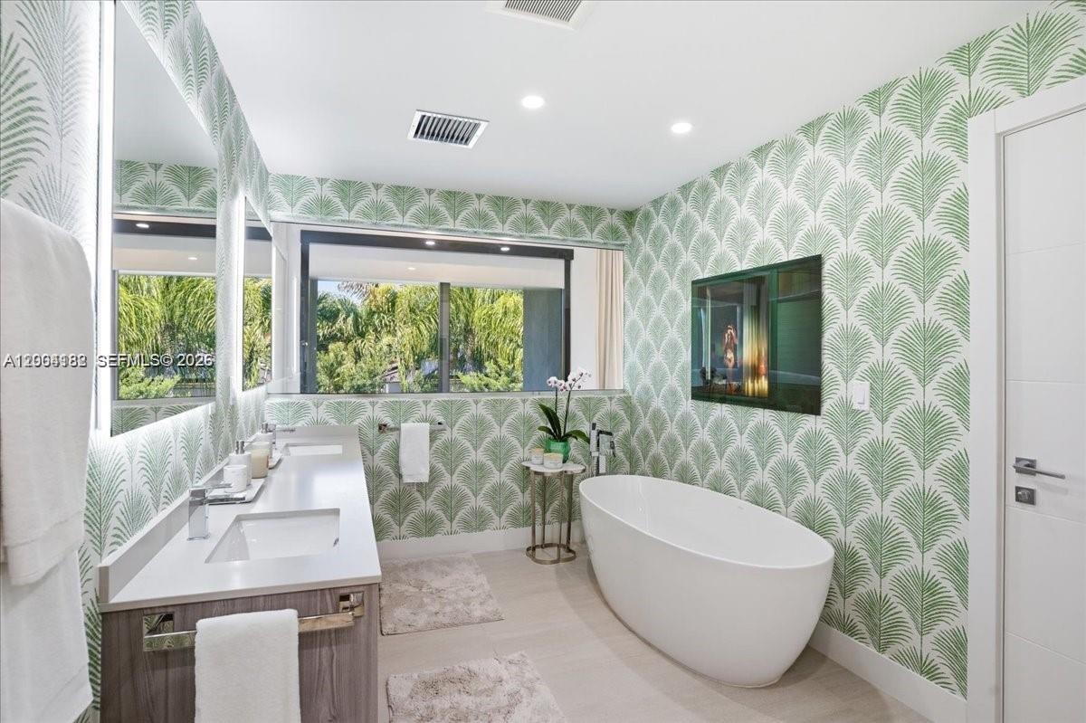 4354 Alton Rd Miami Beach, FL 33140