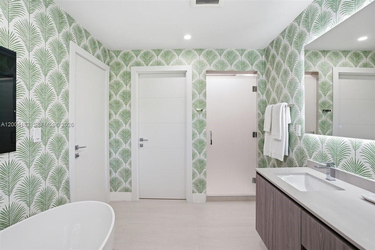 4354 Alton Rd Miami Beach, FL 33140