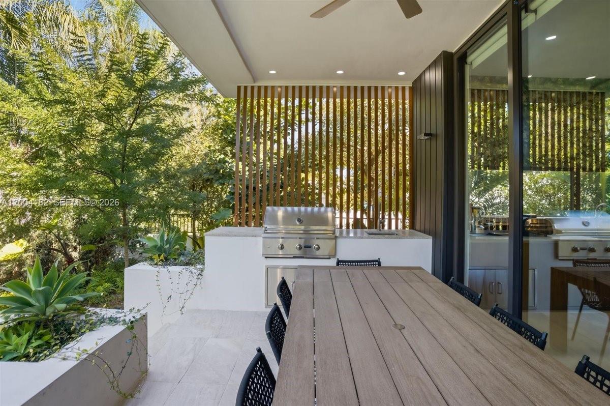 4354 Alton Rd Miami Beach, FL 33140