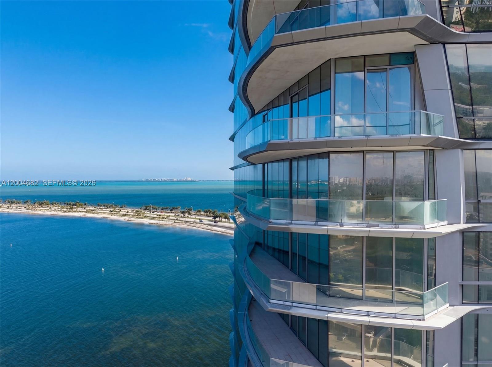 175 SE 25th Rd #1404 Miami, FL 33129