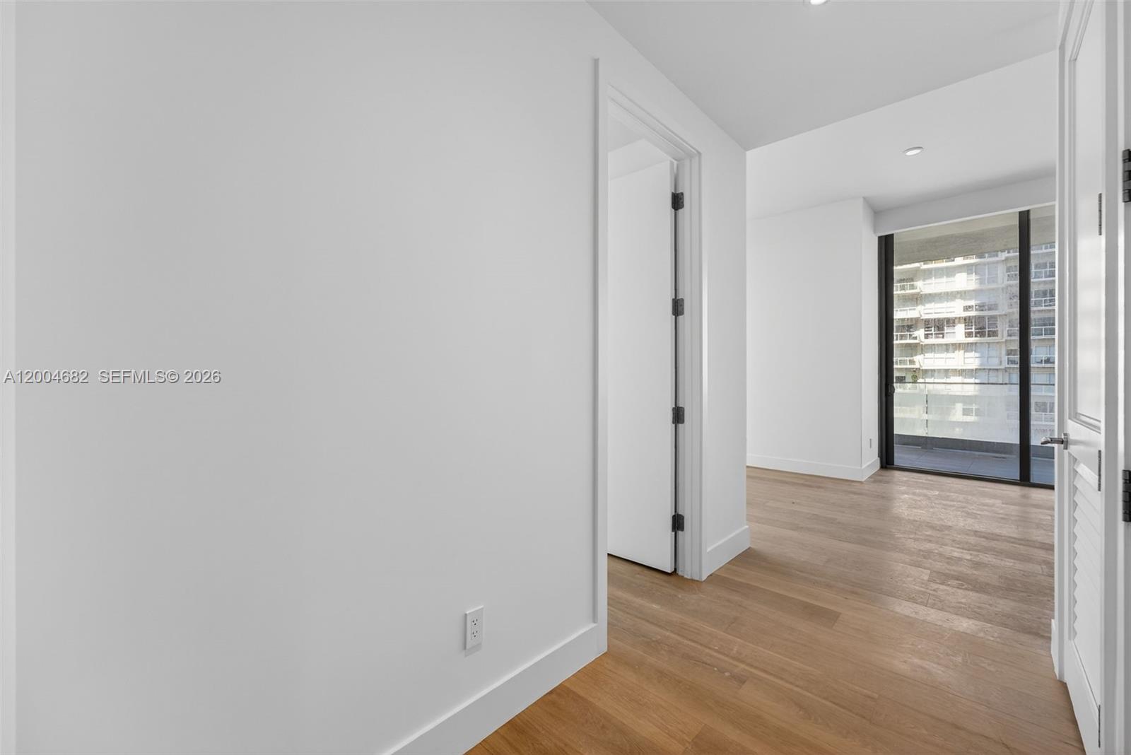 175 SE 25th Rd #1404 Miami, FL 33129