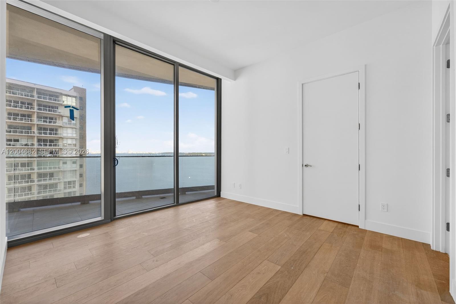 175 SE 25th Rd #1404 Miami, FL 33129