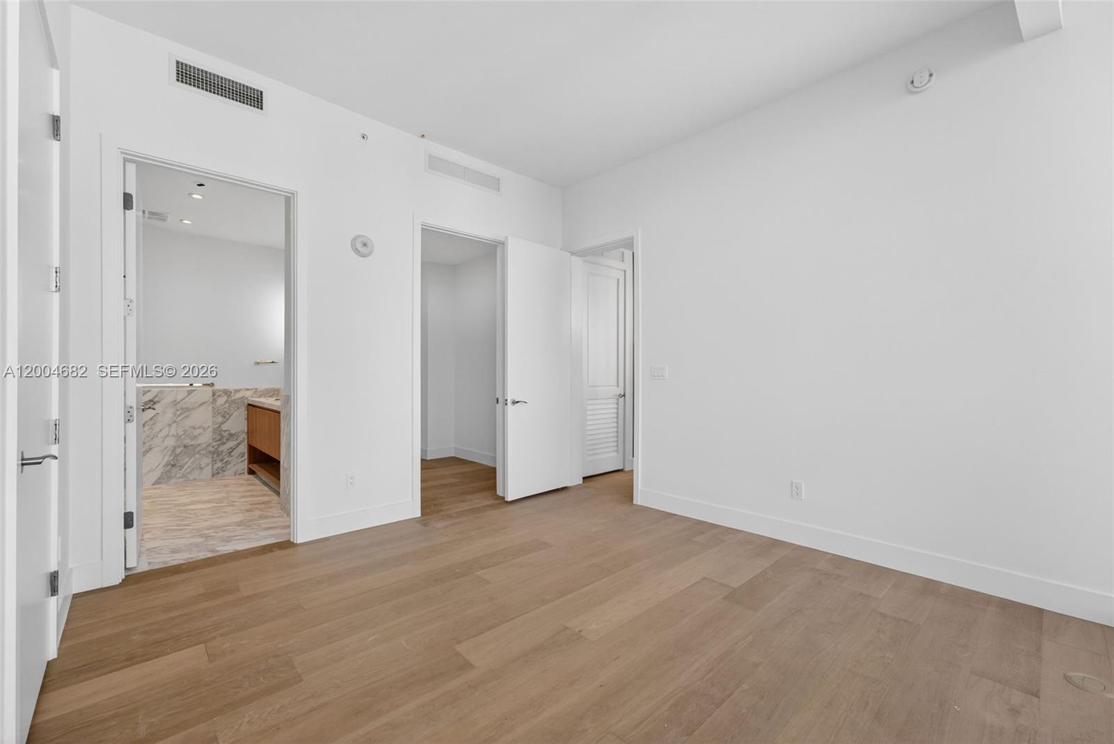 175 SE 25th Rd #1404 Miami, FL 33129