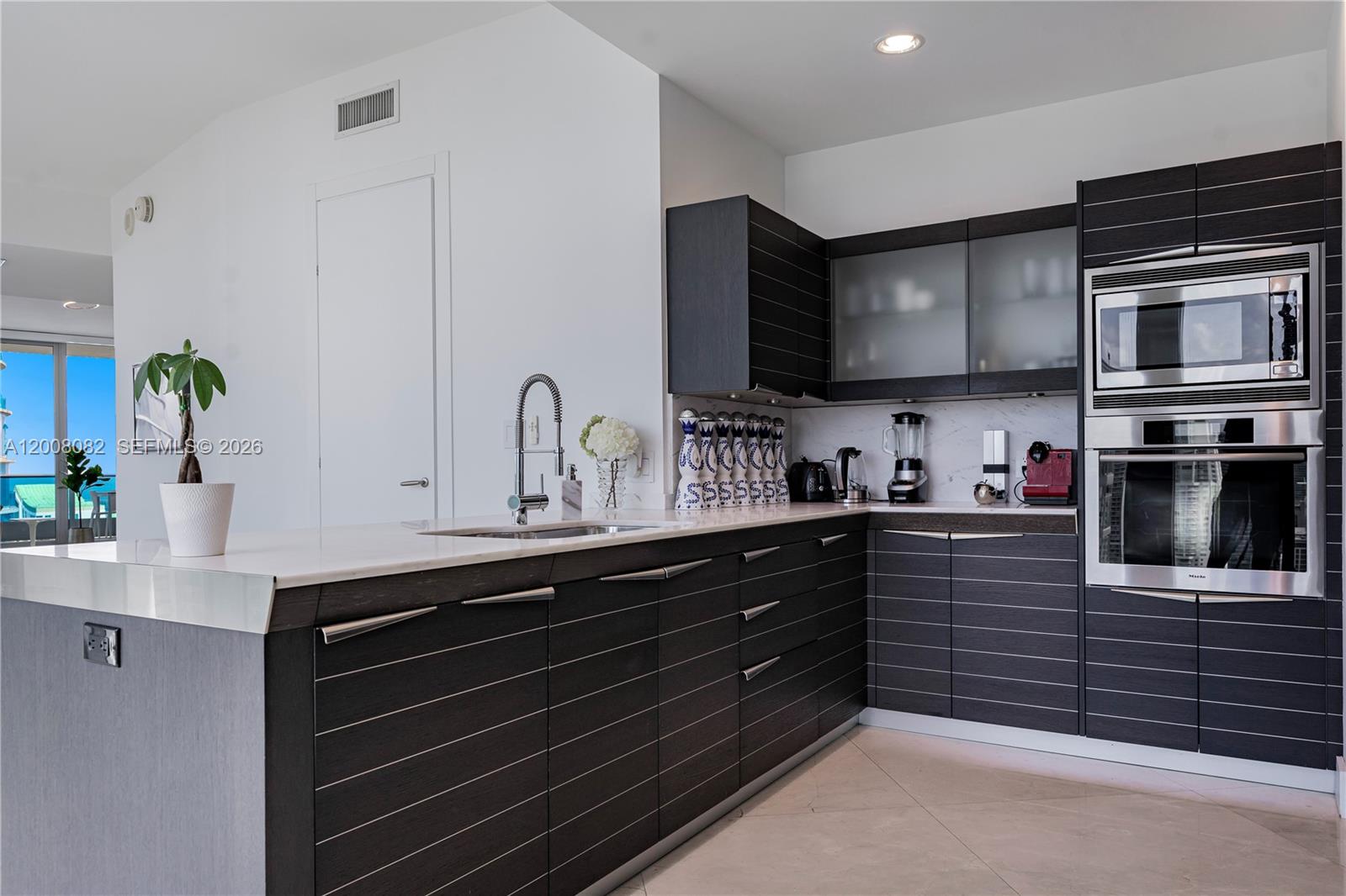 image Epic Residences9