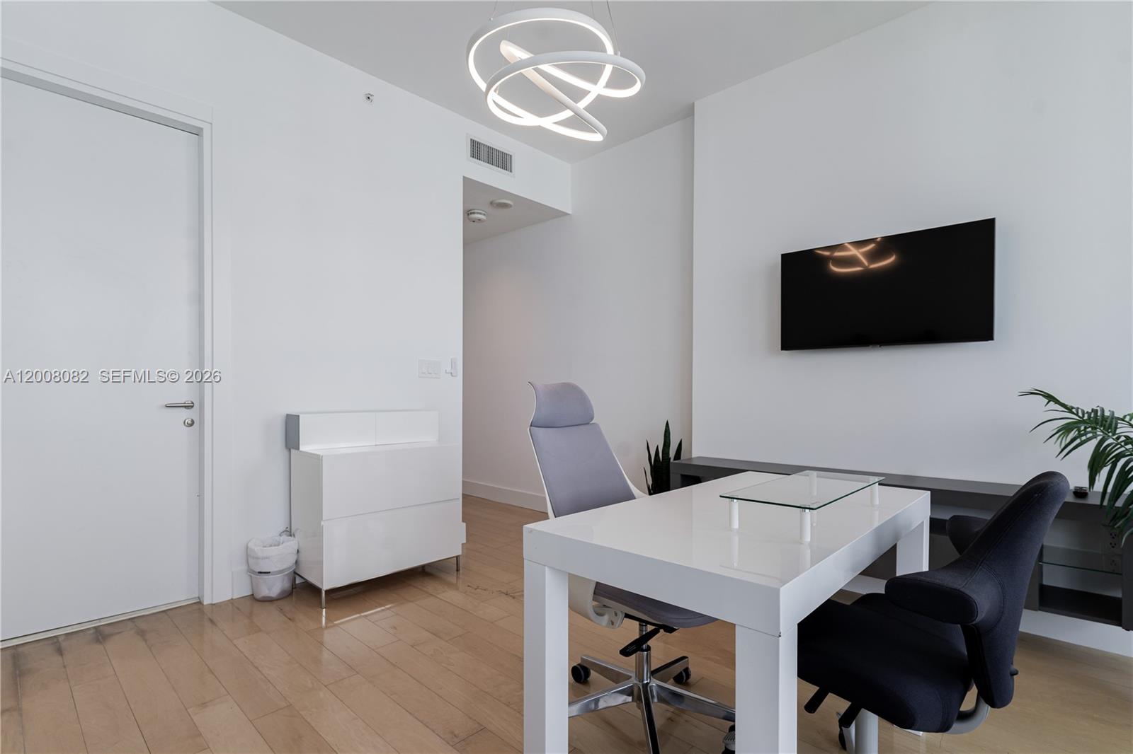 image Epic Residences11