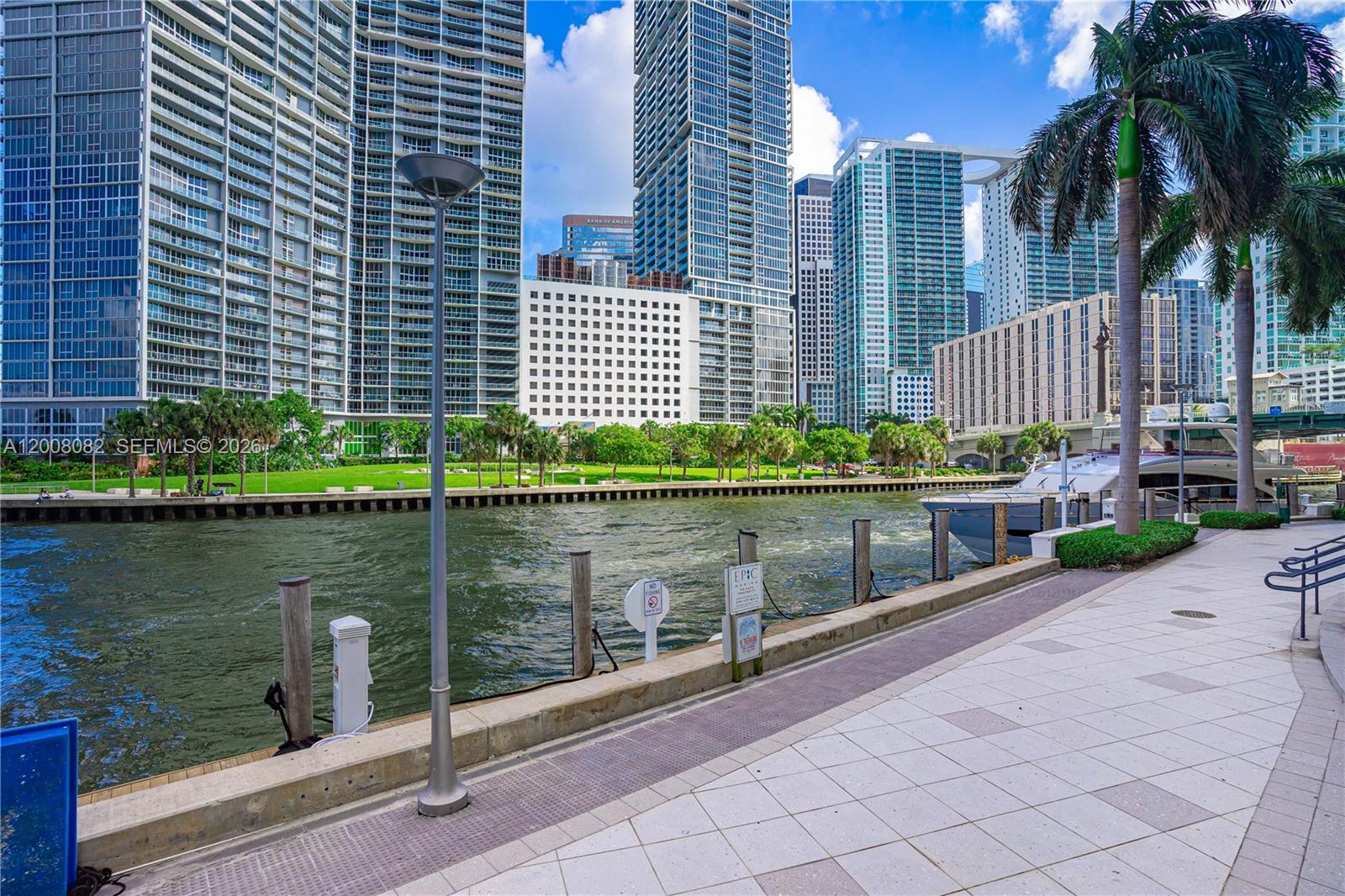 image Epic Residences36