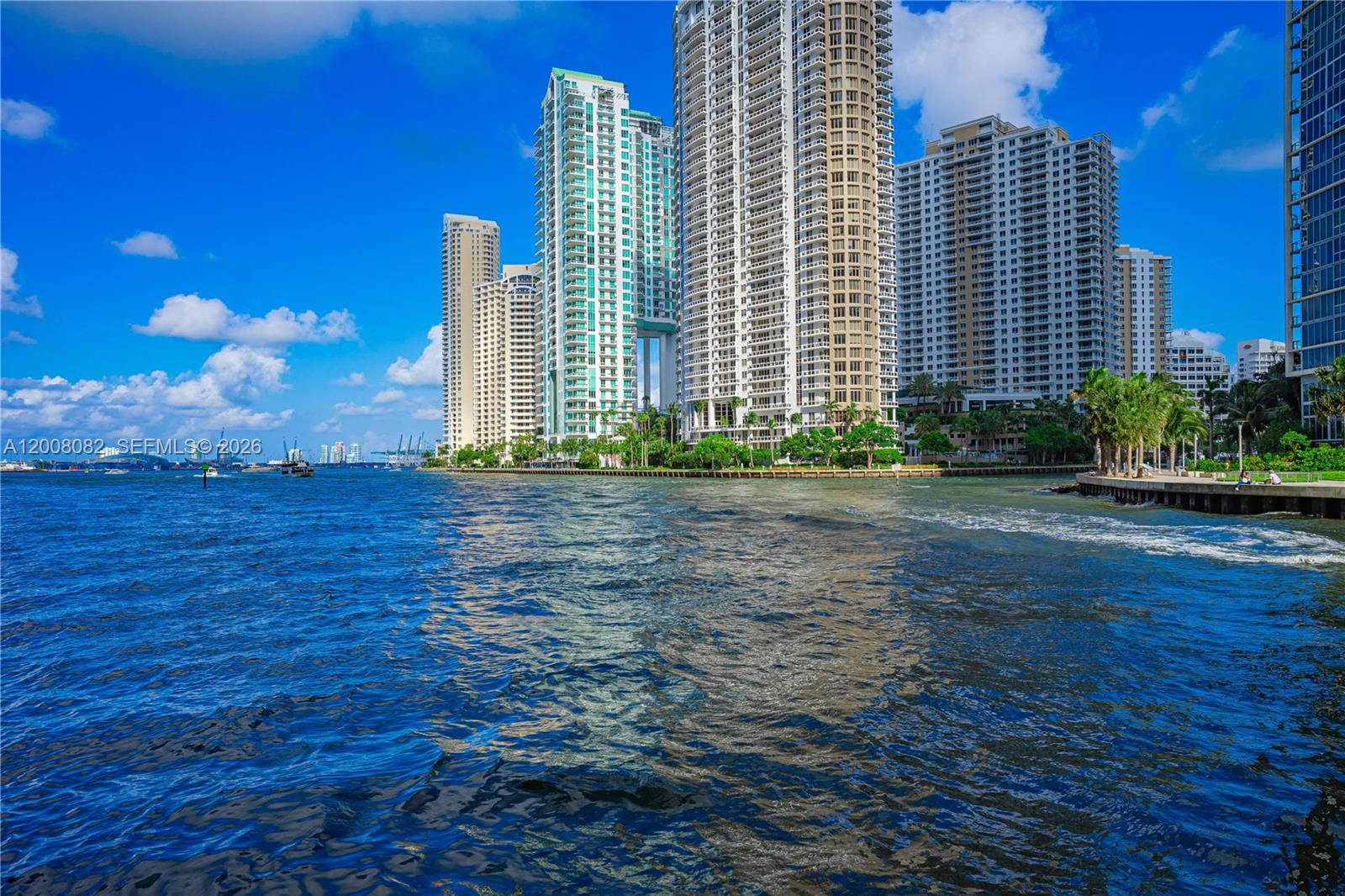 image Epic Residences37