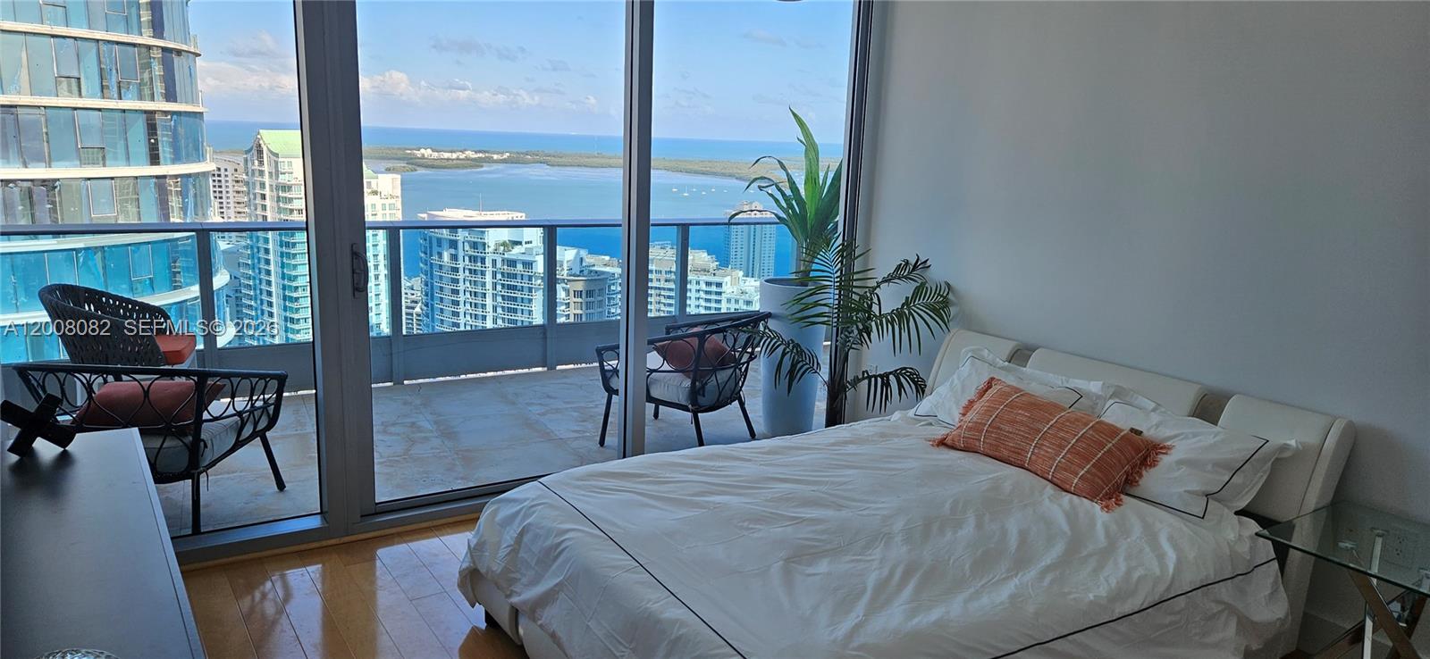 image Epic Residences38