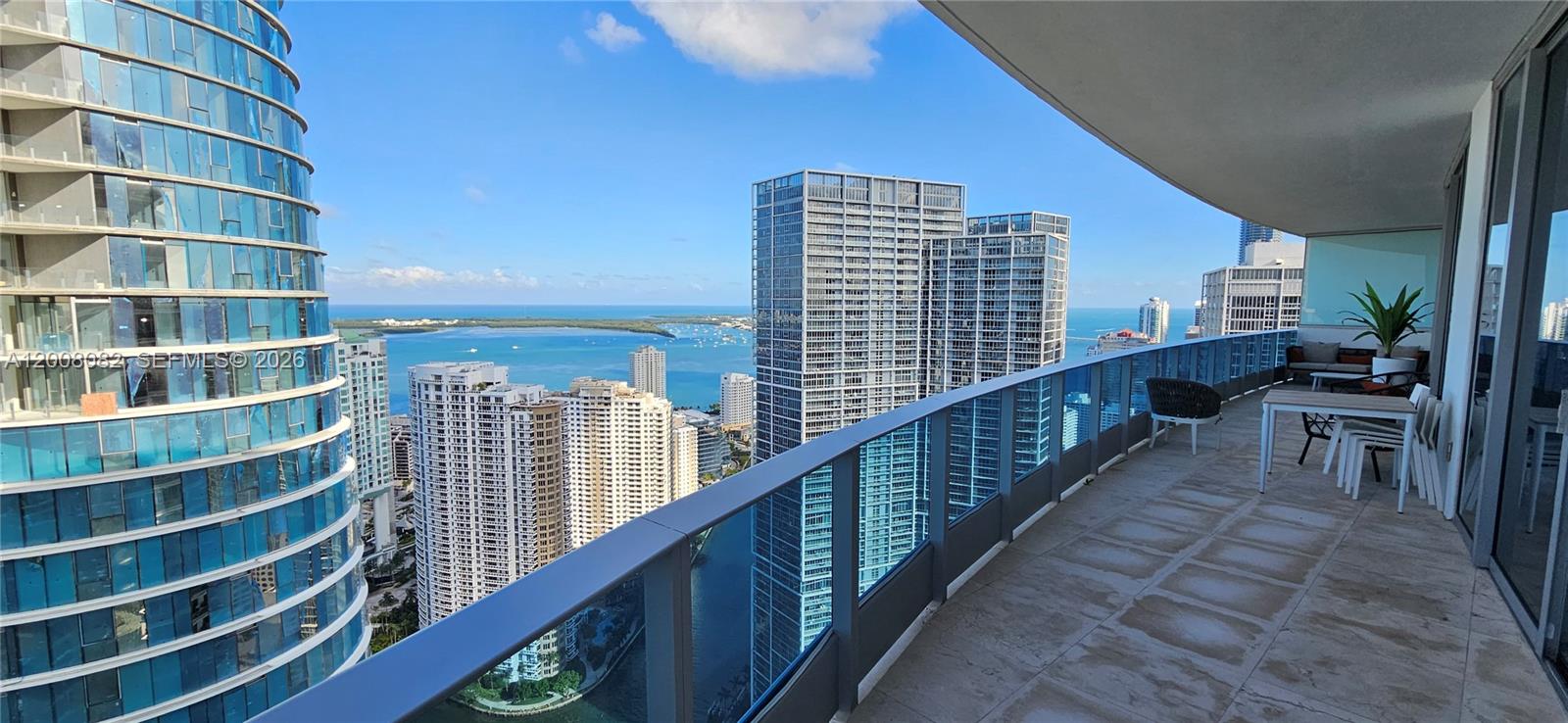 image Epic Residences42