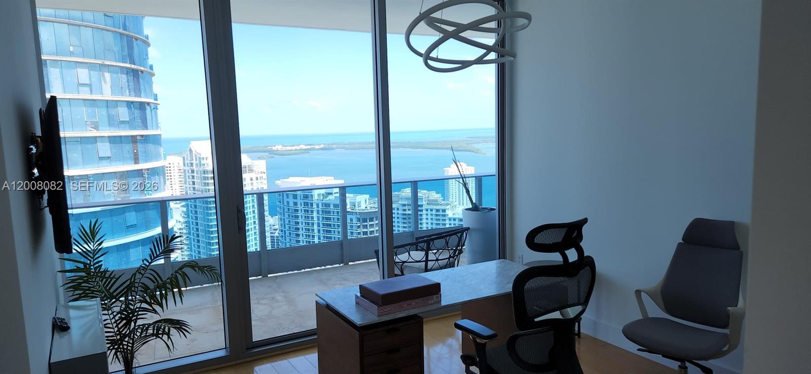 image Epic Residences52