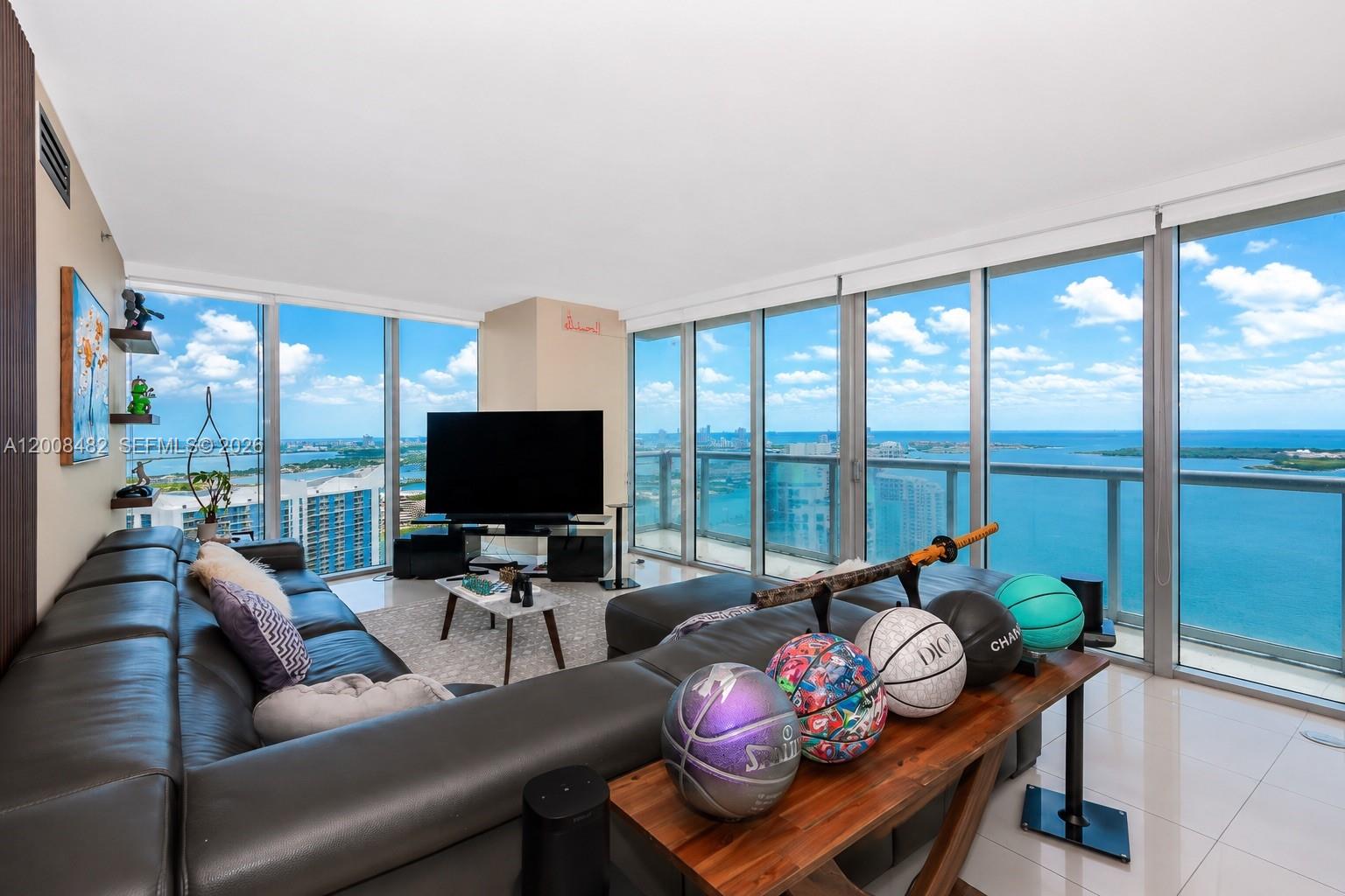 465 Brickell Ave #5101