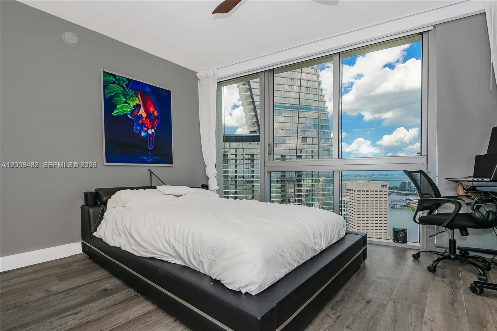 465 Brickell Ave #5101 Miami, FL 33131