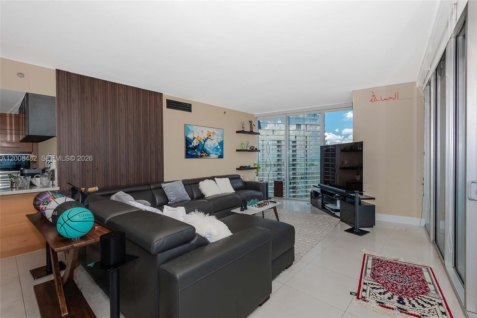 465 Brickell Ave #5101 Miami, FL 33131