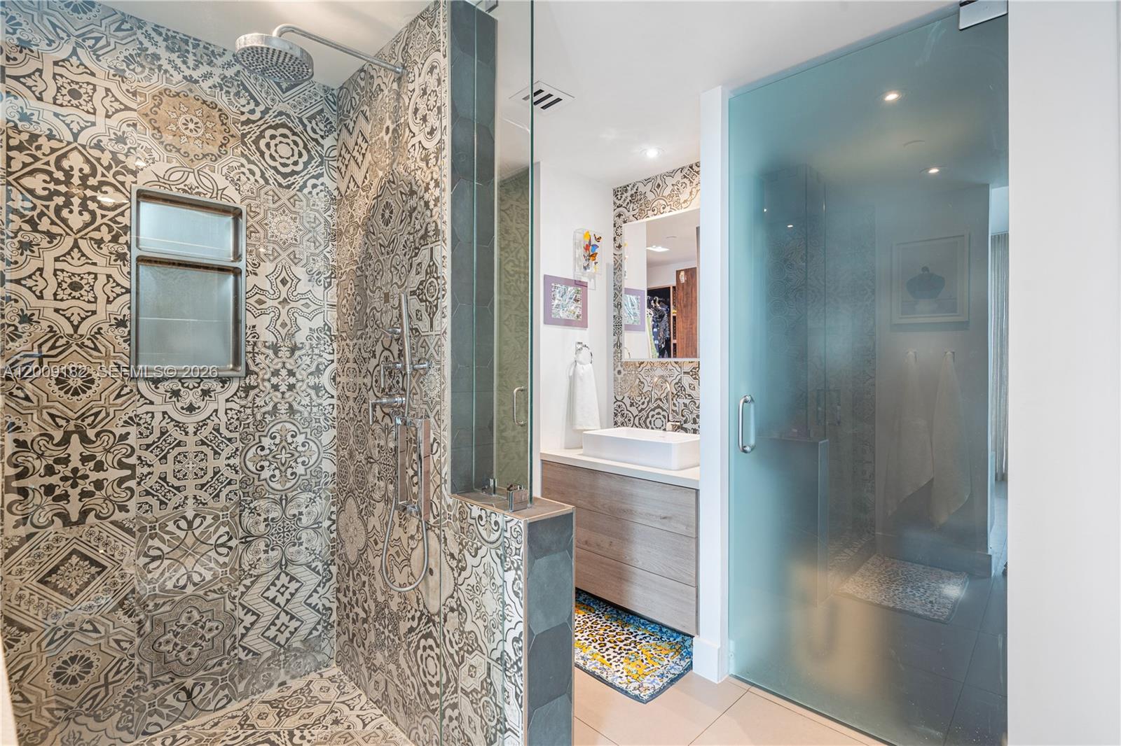 1040 Biscayne Blvd #3607 Miami, FL 33132