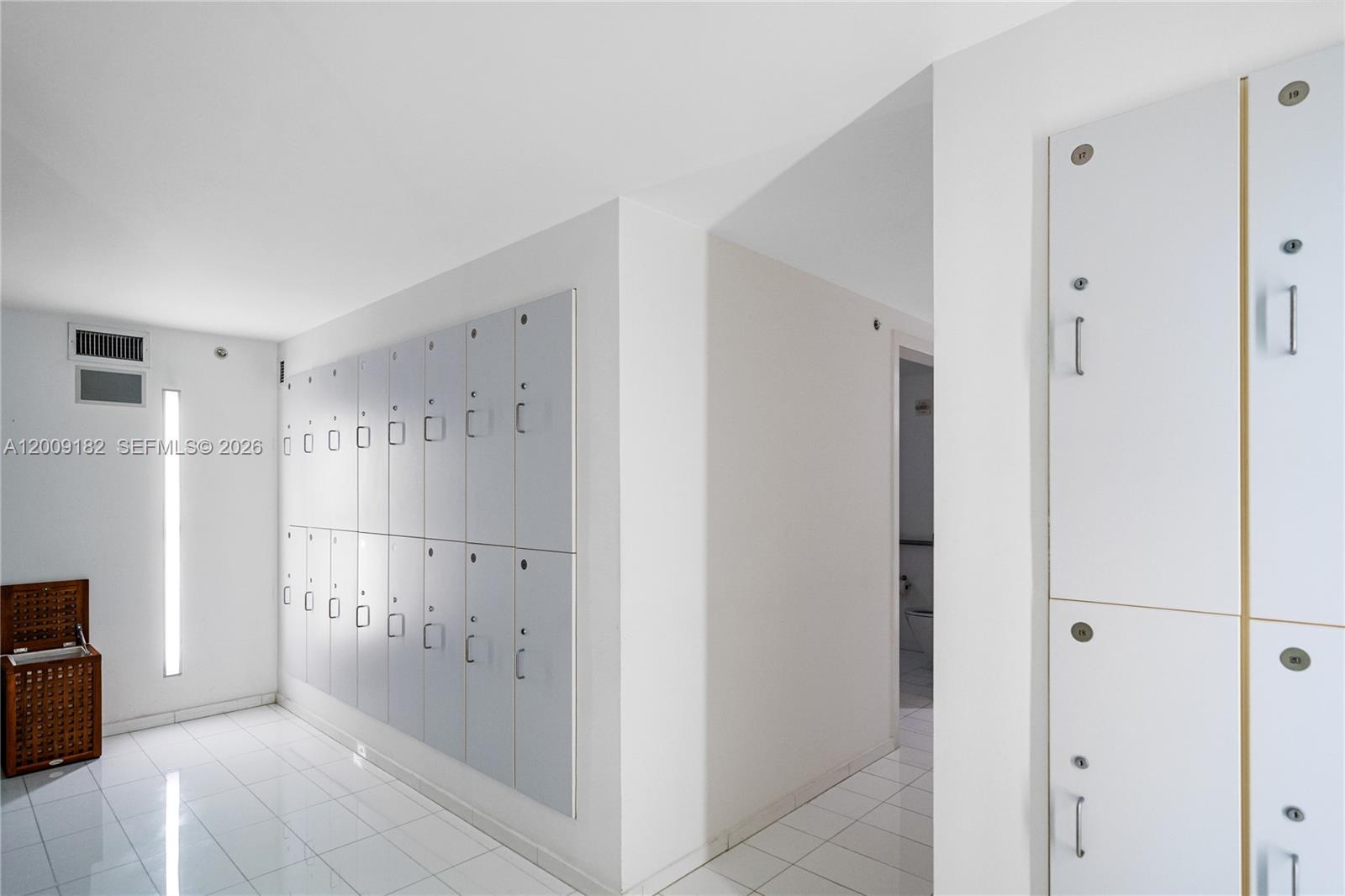 1040 Biscayne Blvd #3607 Miami, FL 33132