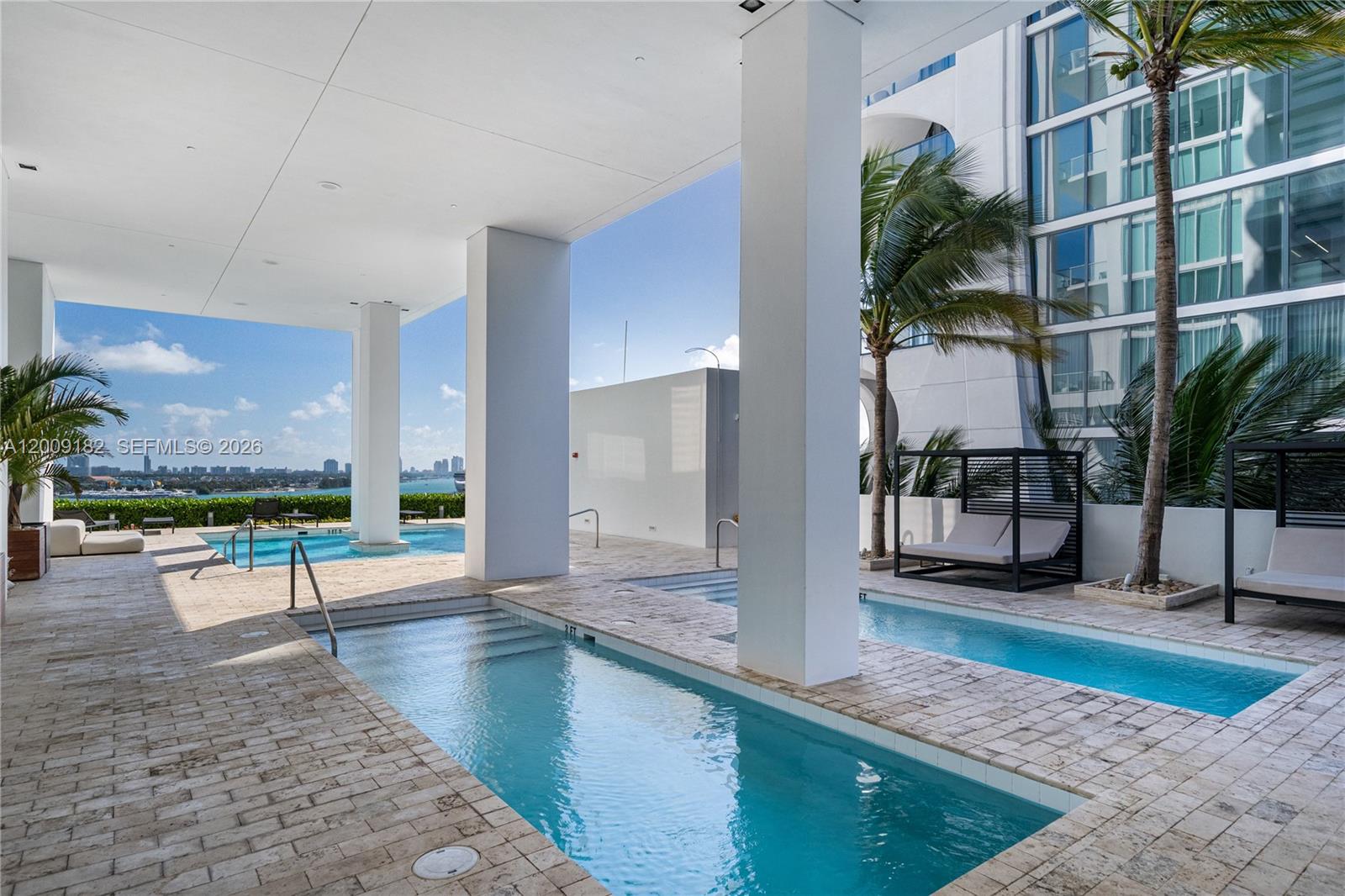 1040 Biscayne Blvd #3607 Miami, FL 33132