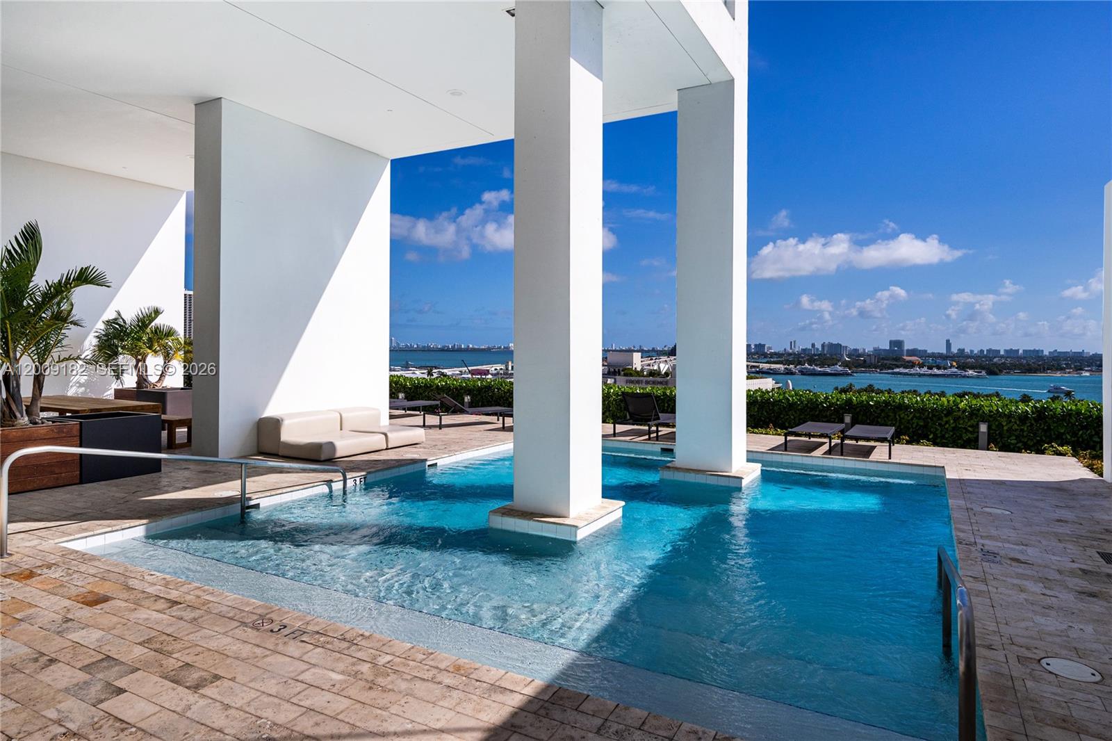 1040 Biscayne Blvd #3607 Miami, FL 33132