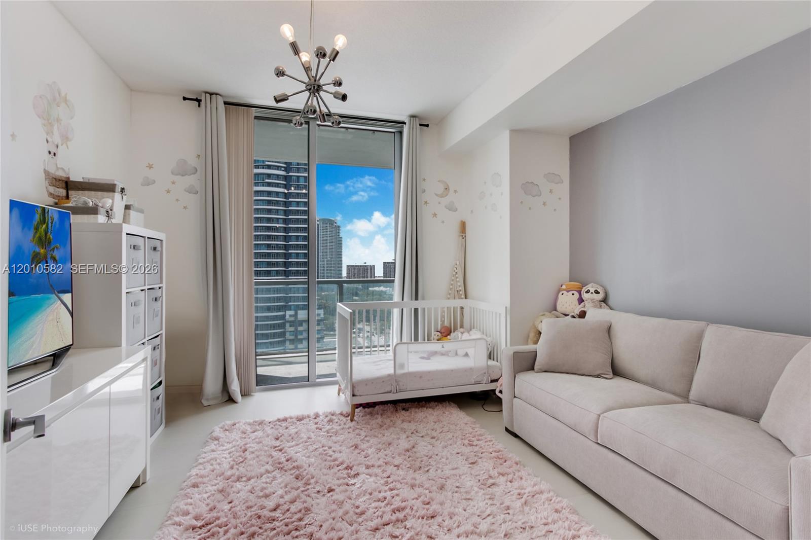 image Axis on Brickell South16
